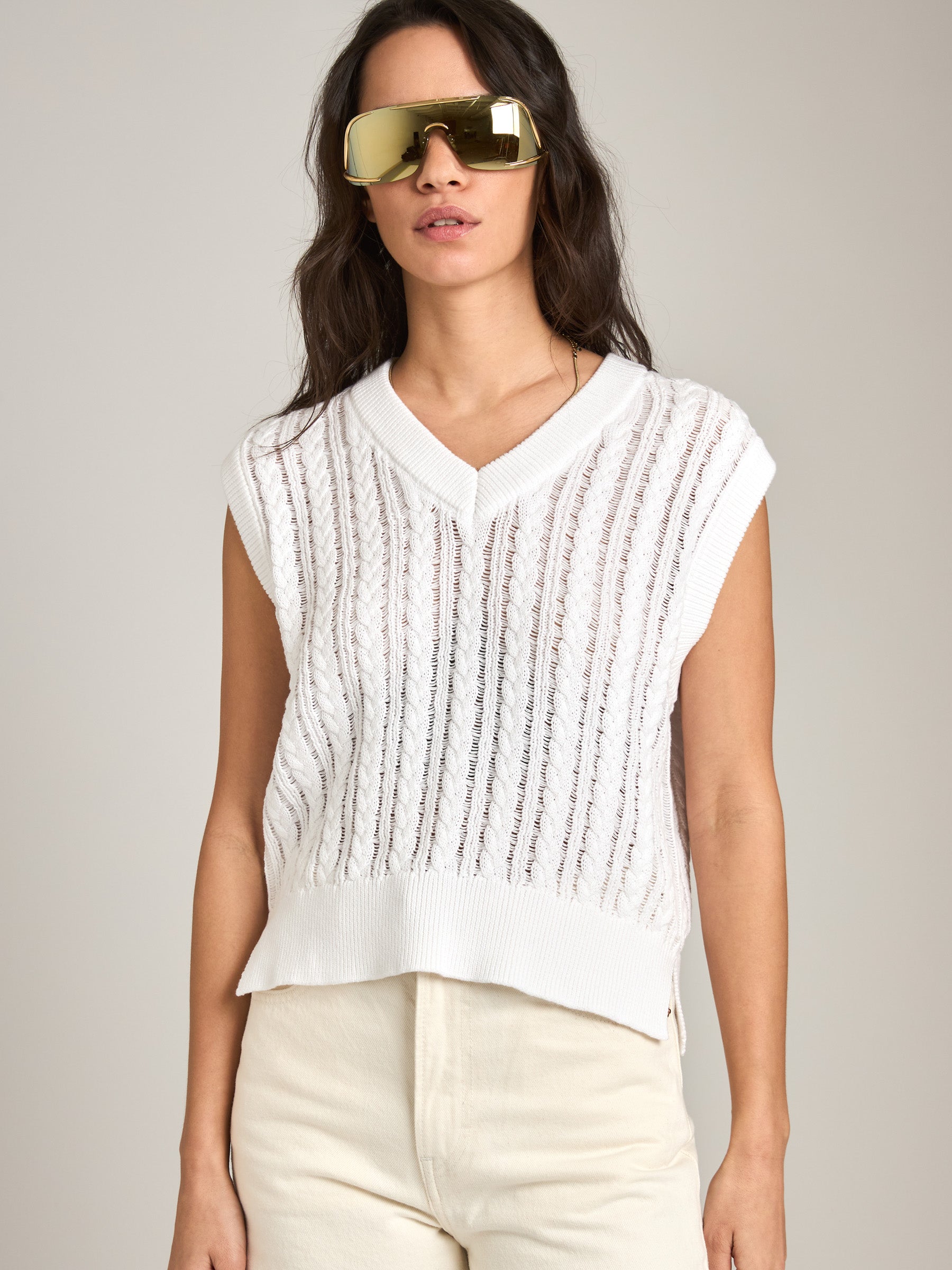 MONK & LOU - Eadie Cable V-neck Vest - 