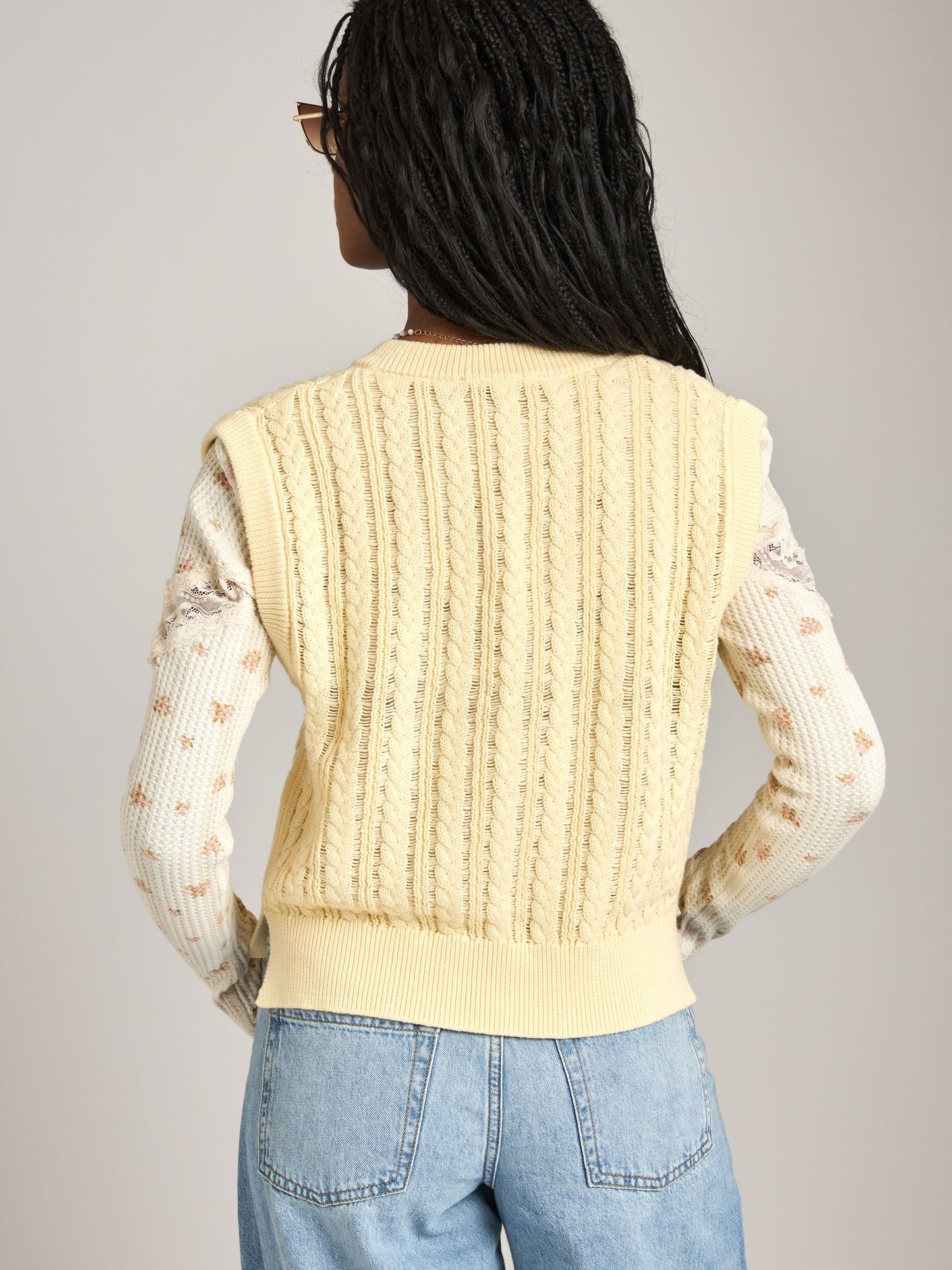 MONK & LOU - Eadie Cable V-neck Vest - 