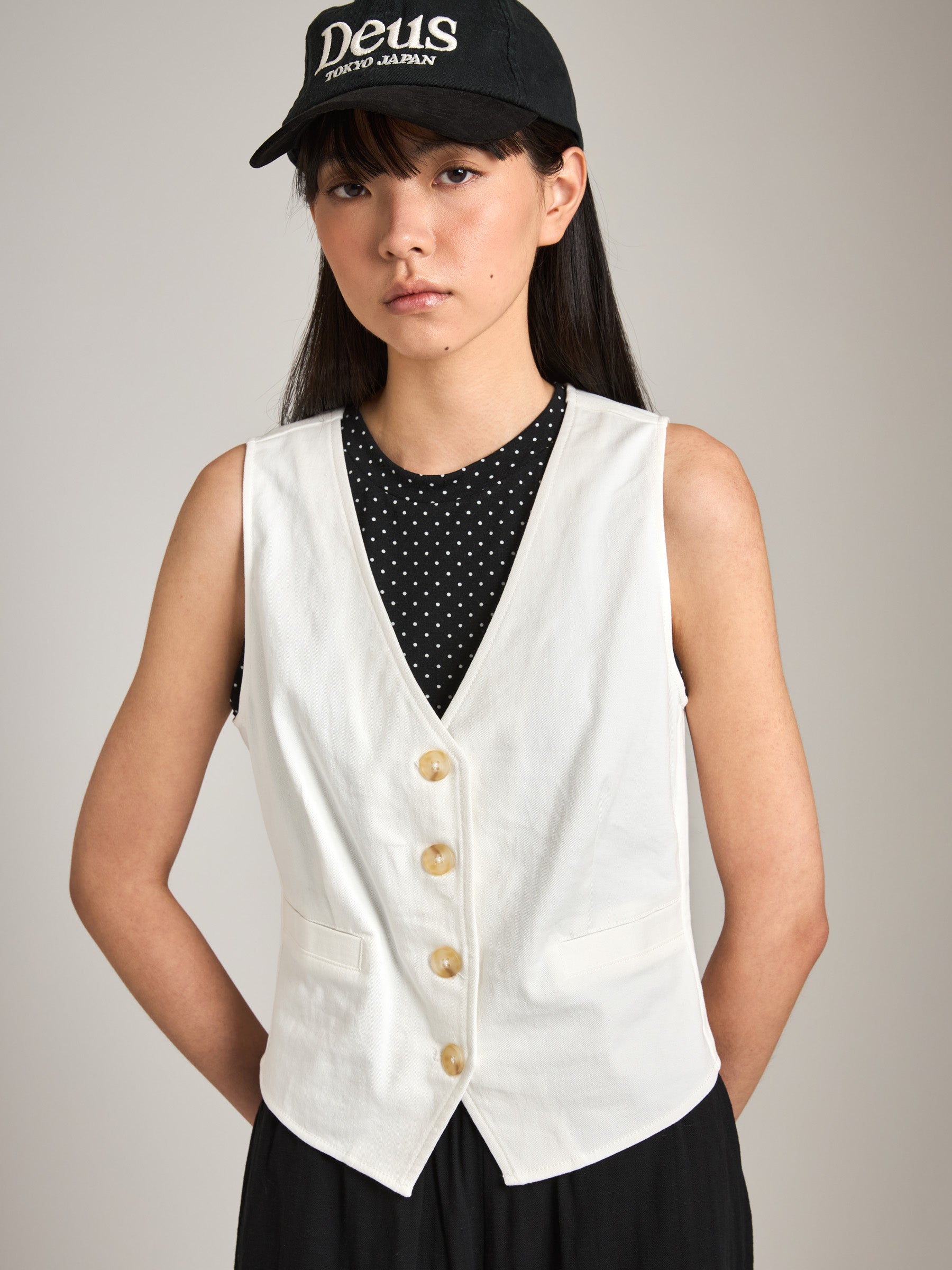 MONK & LOU - Felix Button Vest - 