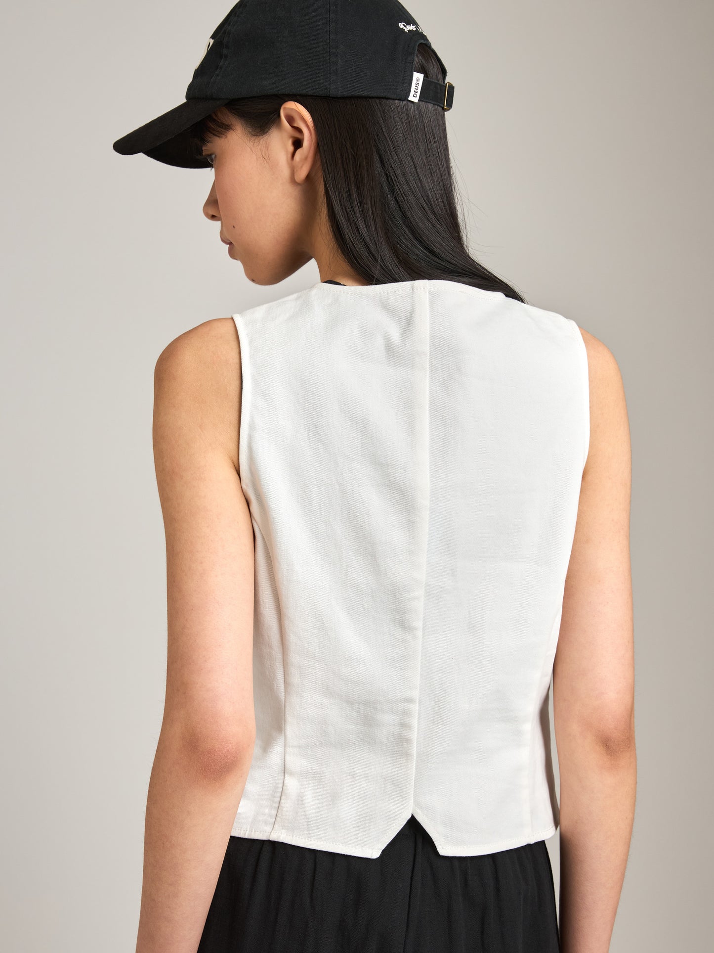 MONK & LOU - Felix Button Vest - 