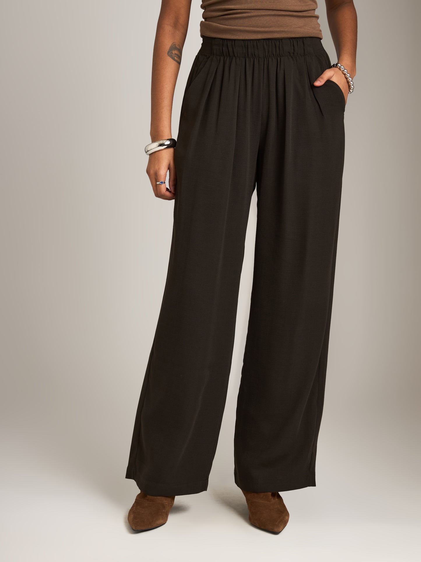 MONK & LOU - Keri Washable Crepe Relaxed Trousers - 