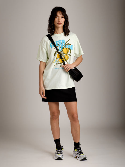 SWEET CLAIRE - Fresh Lemons Oversized Tee -