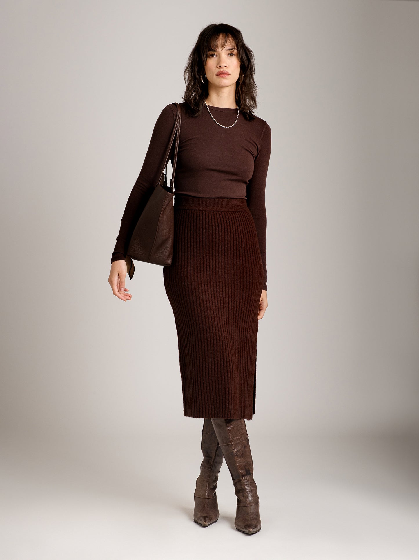 MONK & LOU - Beatrice Crewneck Long Sleeve Top - Espresso