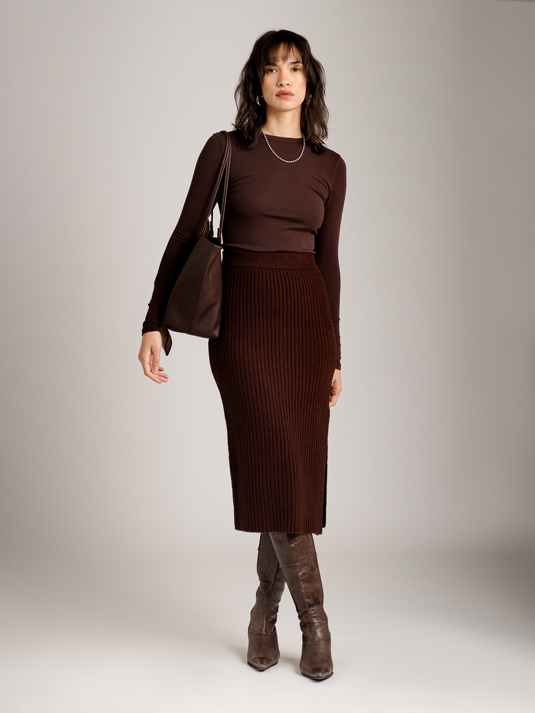 MONK & LOU - Beatrice Crewneck Long Sleeve Top - Espresso