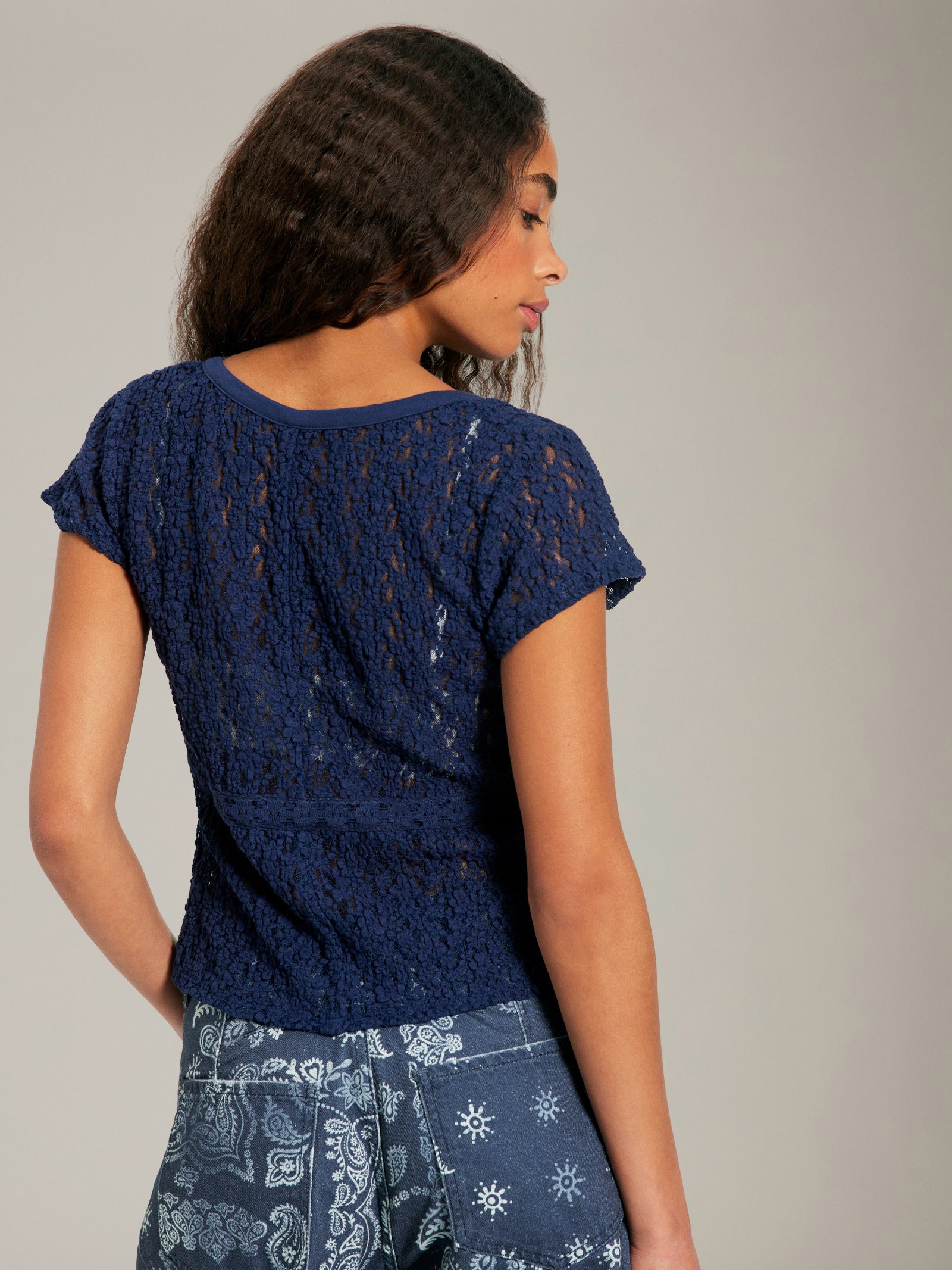 FREE PEOPLE - Claro Shortsleeve Lace T-Shirt - 