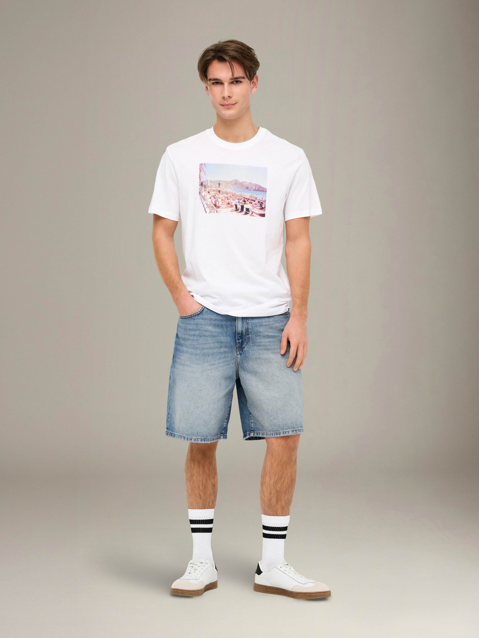 ONLY & SONS - Fade Denim Shorts - 