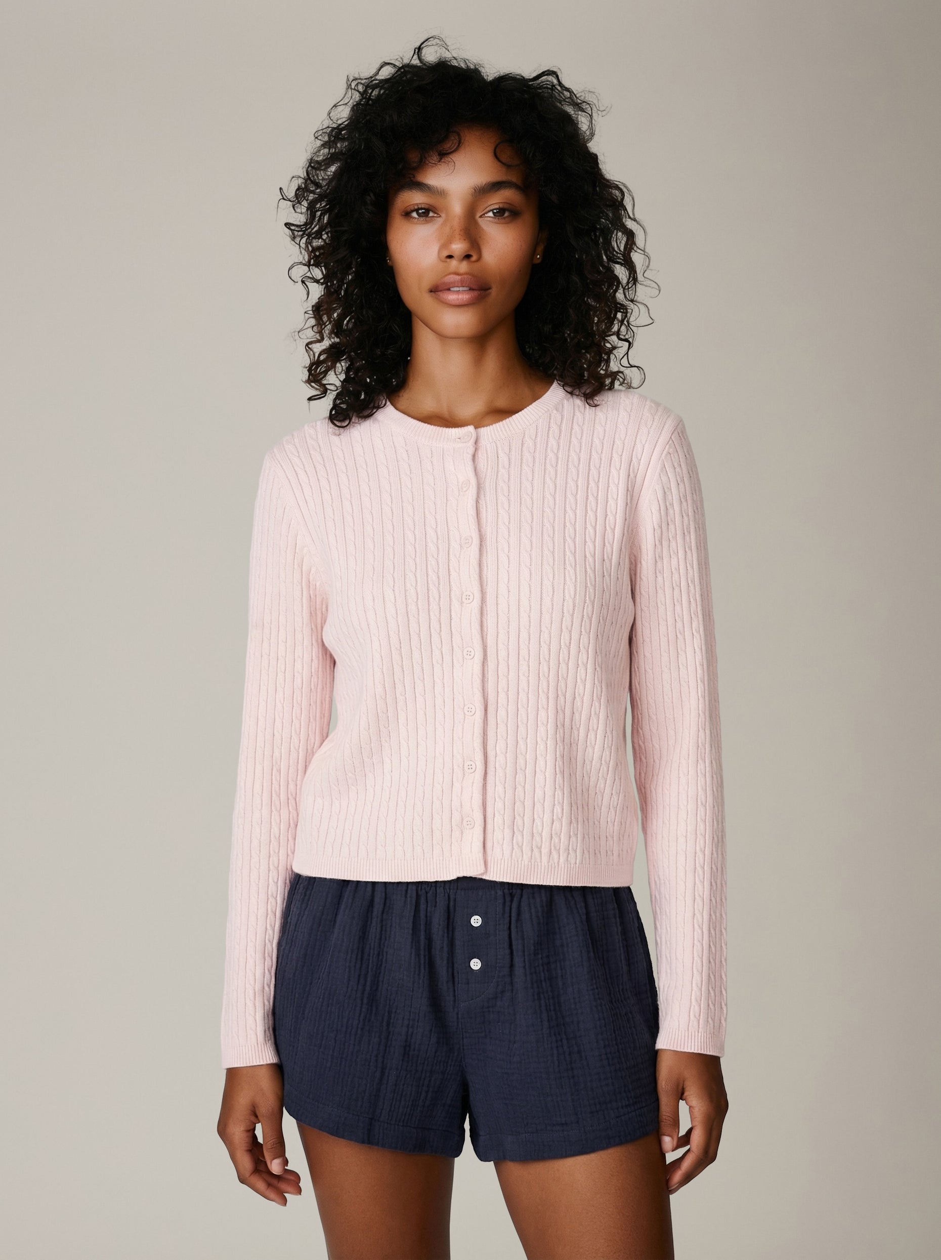 LOVEFINN - Cable Crewneck Cardigan - 