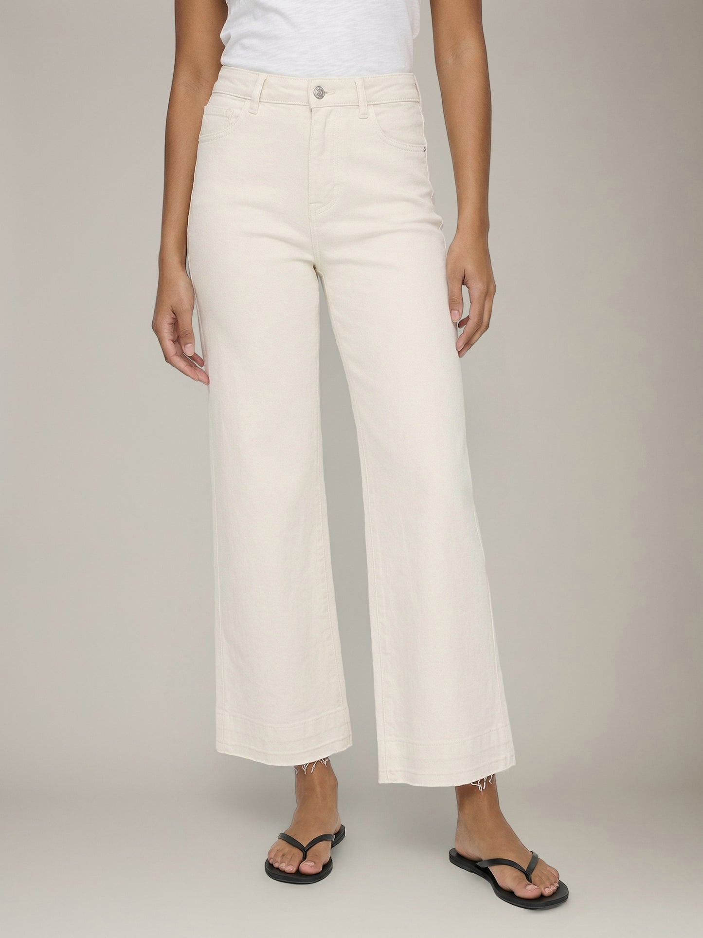 WARP & WEFT - ICN Crop Wide Leg Jeans - 
