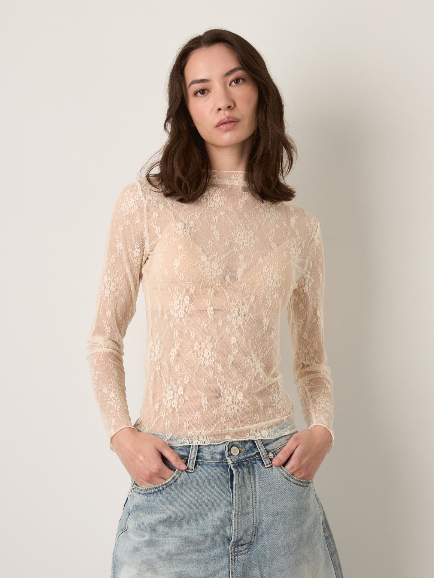 PROPAGANDA - Rachel Lace Mockneck Top - 