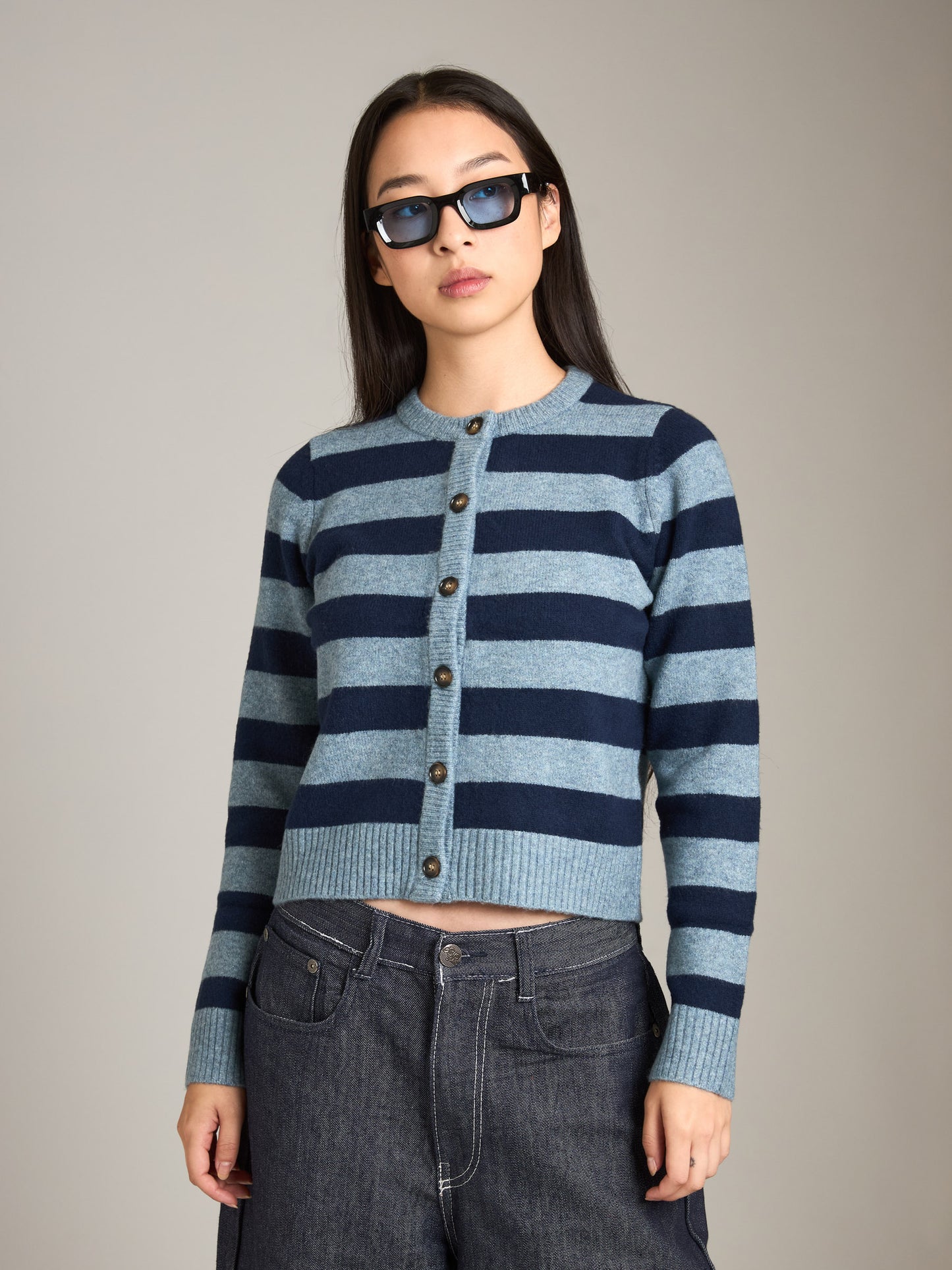 PROPAGANDA - Lacie Crewneck Cardigan - 