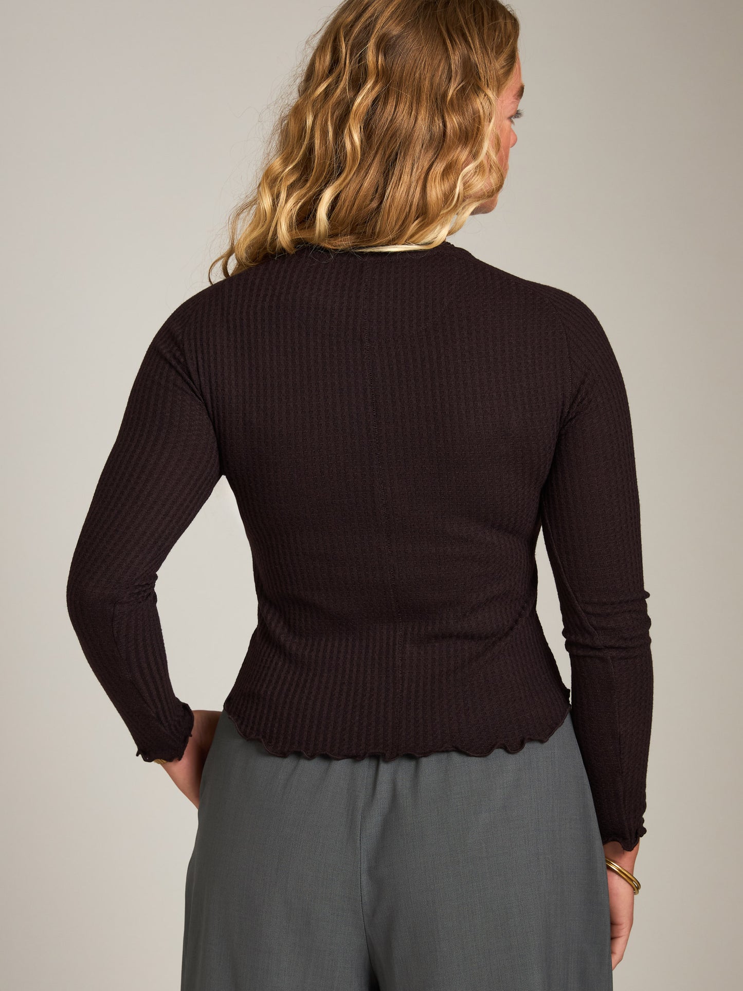 Mindy Lettuce Edge Top