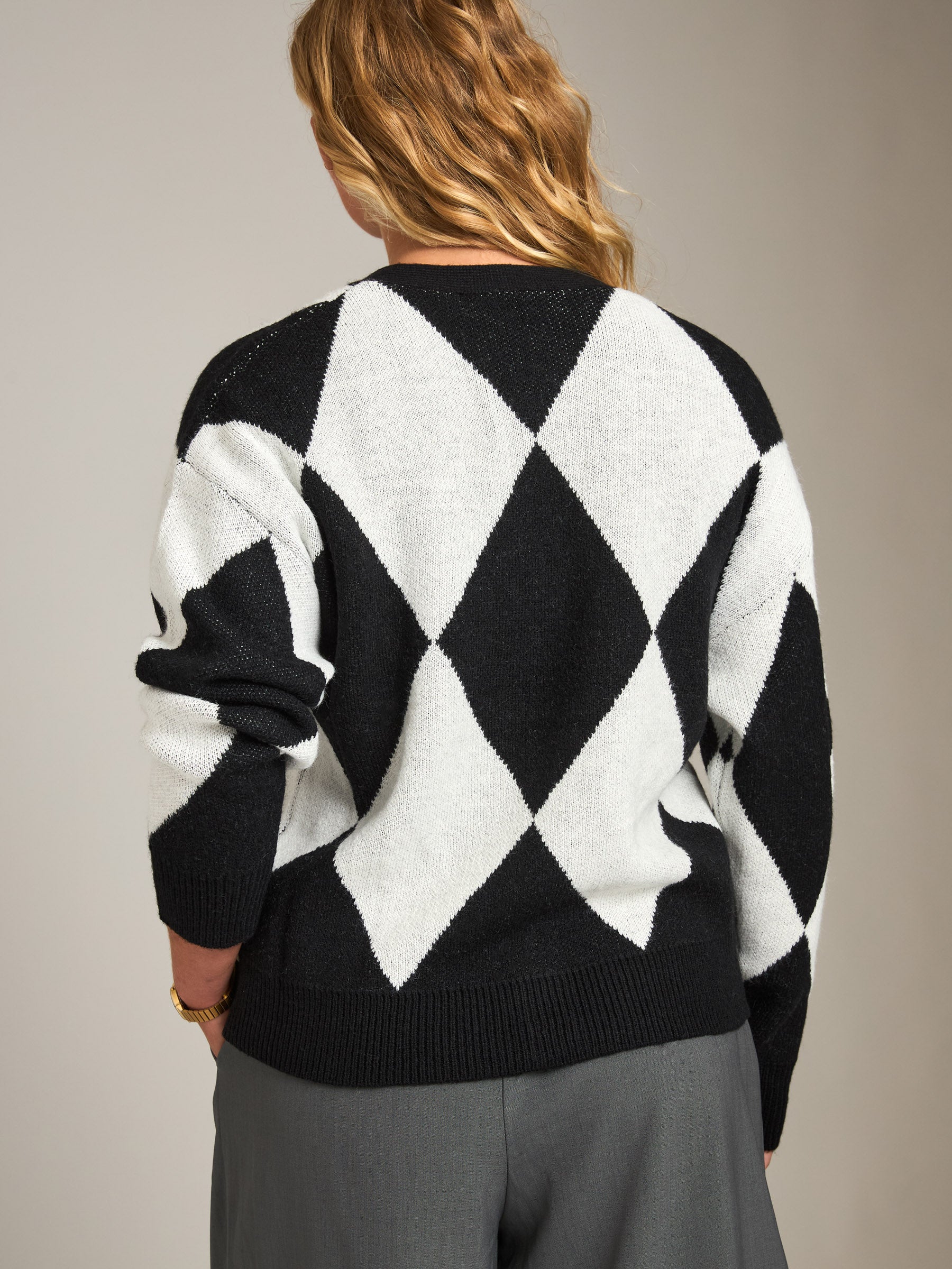 PROPAGANDA - Oliver Argyle Check Cardigan - 