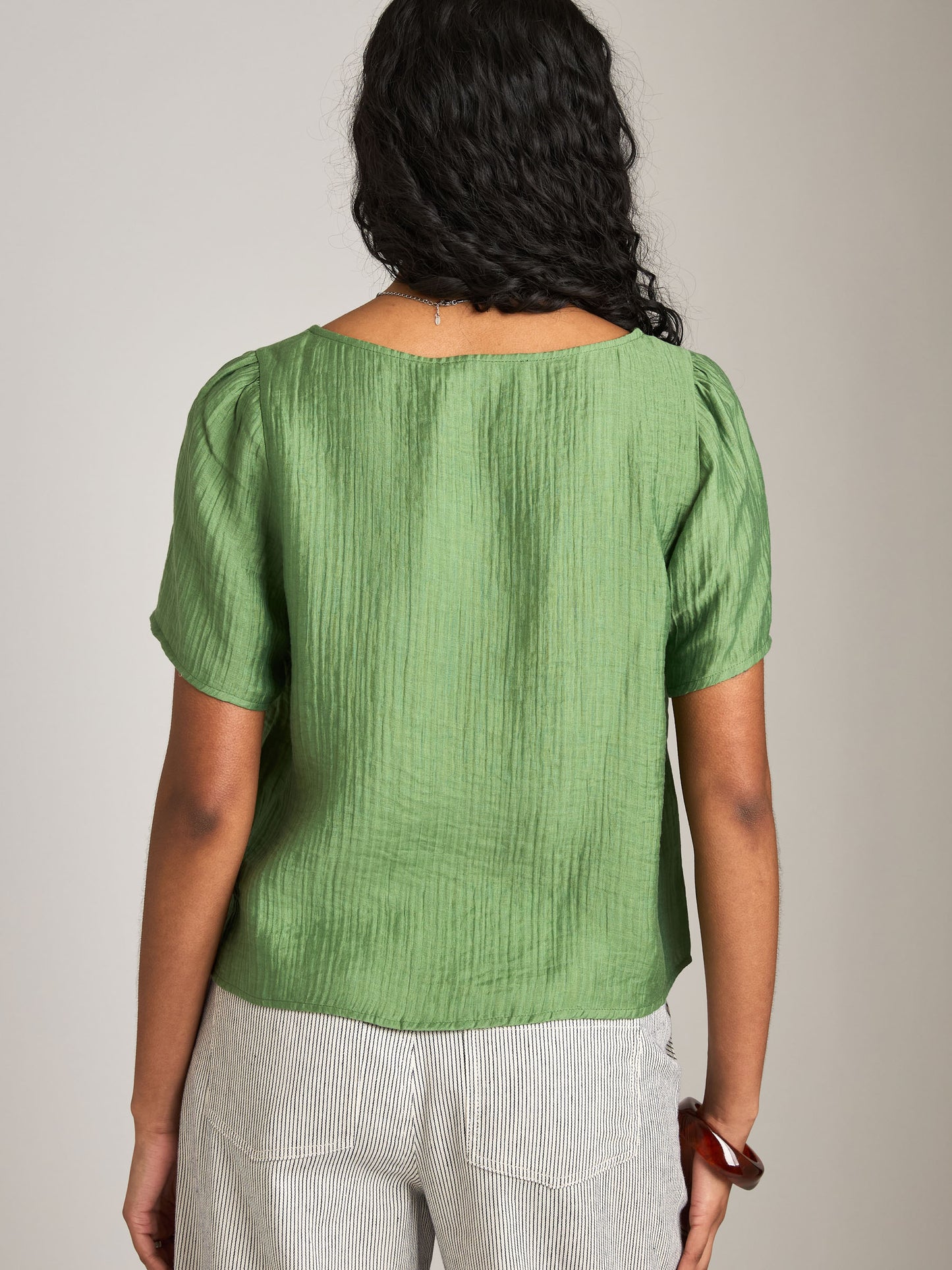 PROPAGANDA - Mello Tie Peephole Top - 