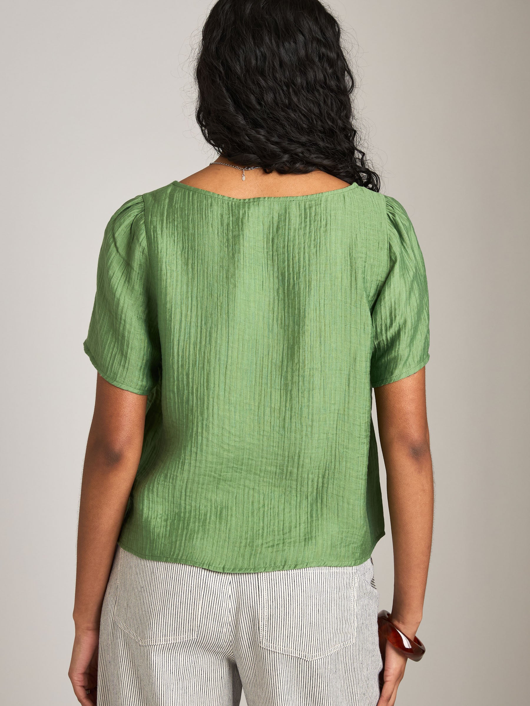PROPAGANDA - Mello Tie Peephole Top - 
