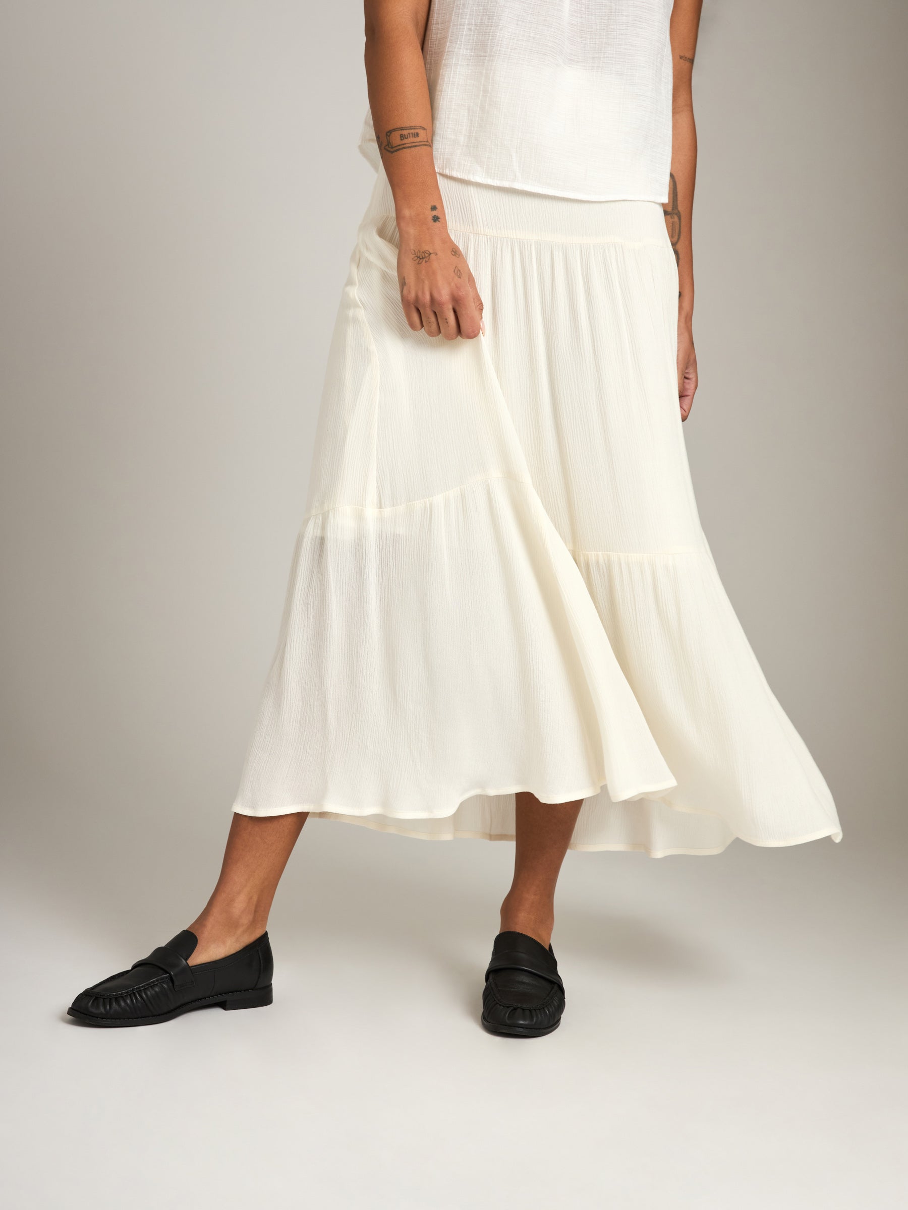 MONK & LOU-Drew Pleated Boho Skirt-White