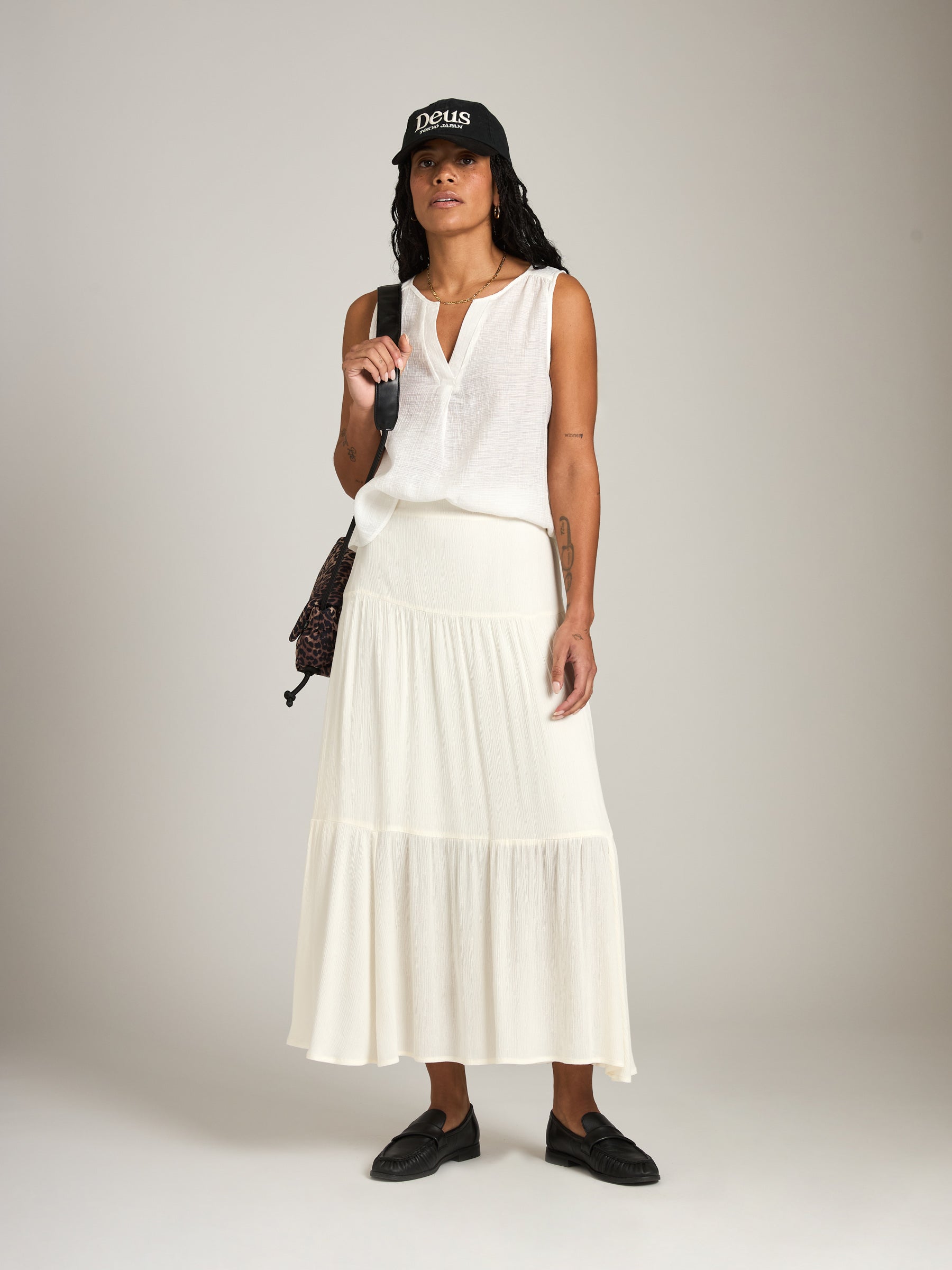 MONK & LOU-Rhonda Shell Top-White