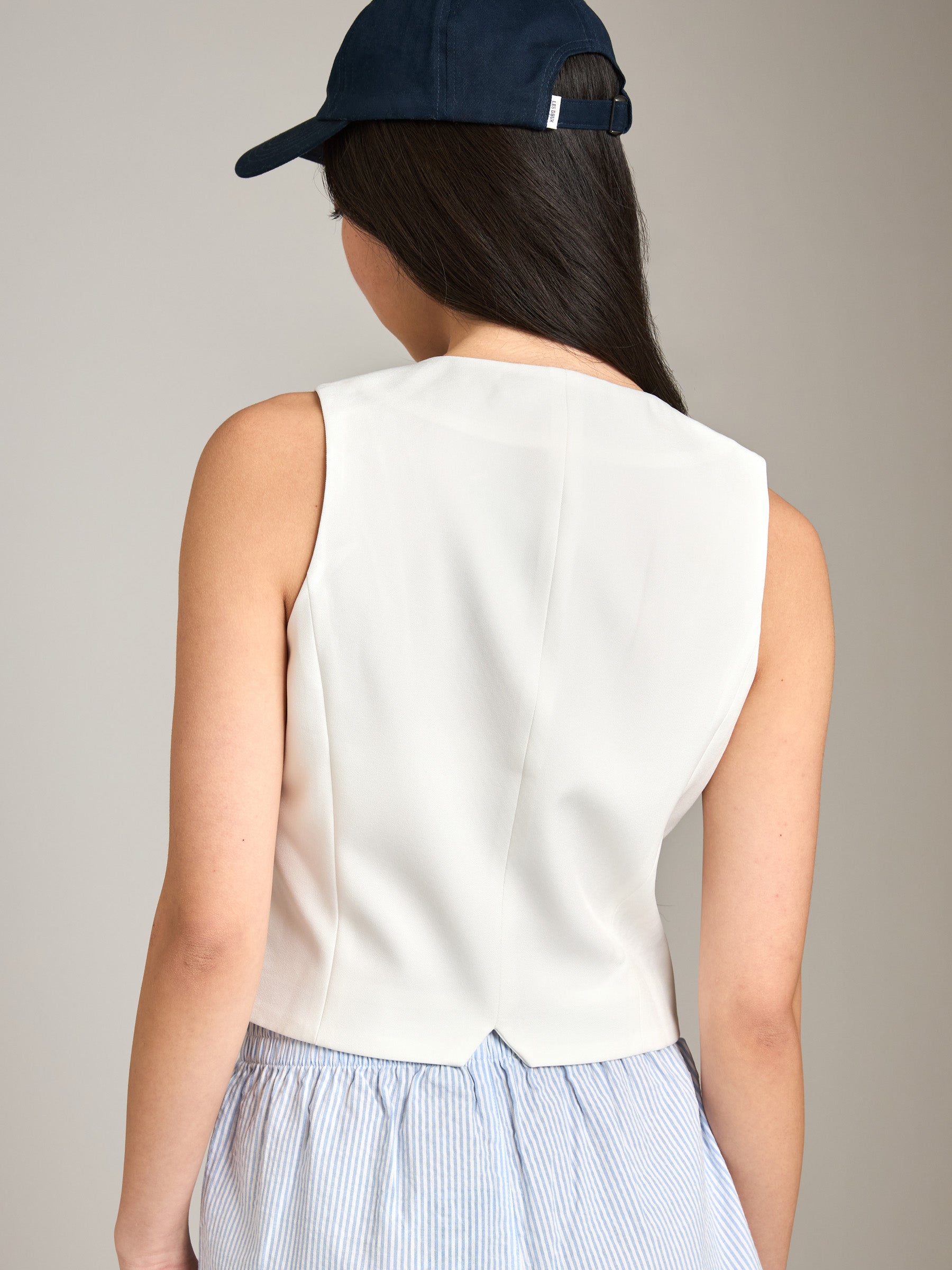 PROPAGANDA-Riley Fitted Vest-Sand