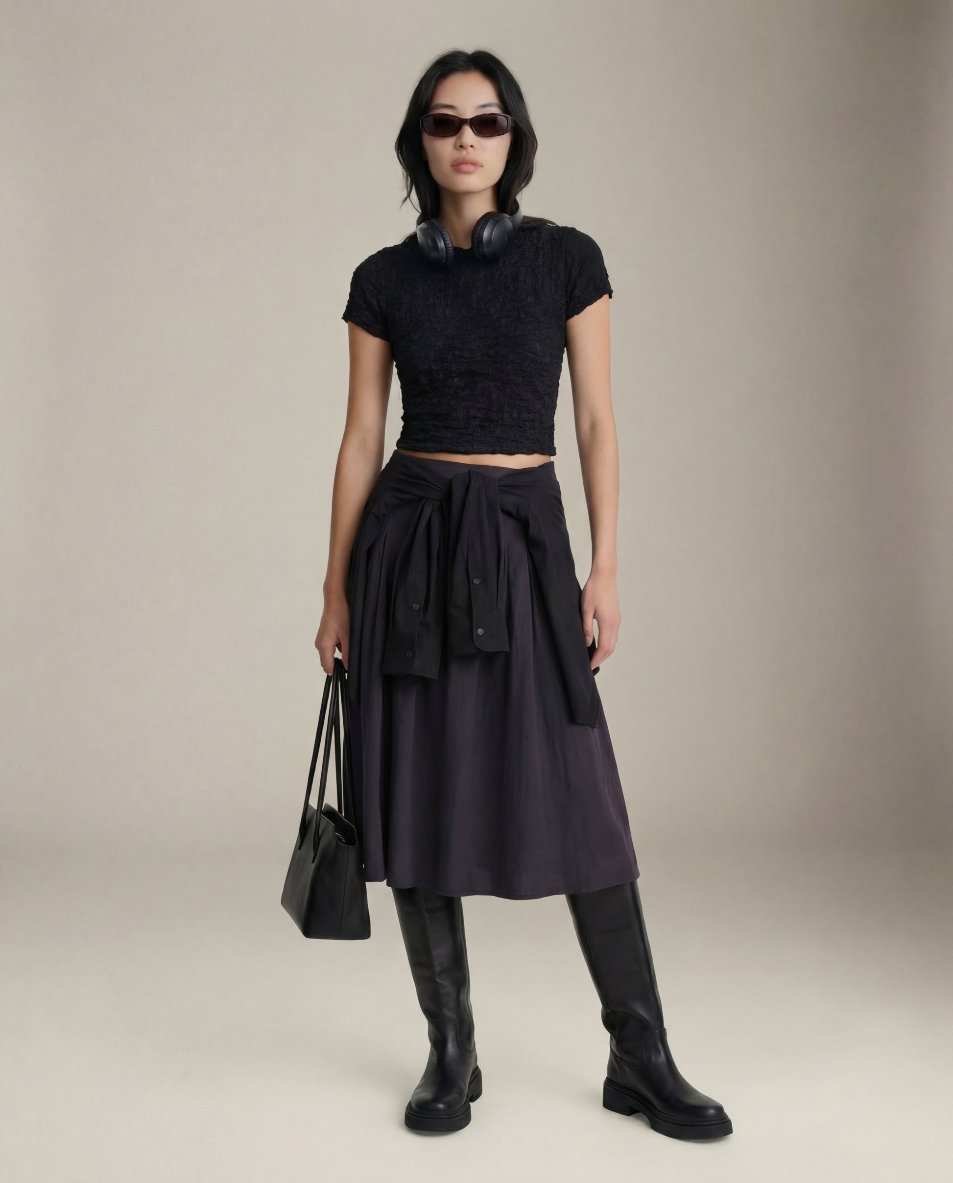 PROPAGANDA - Gilly Cropped Shortsleeve Top - Black