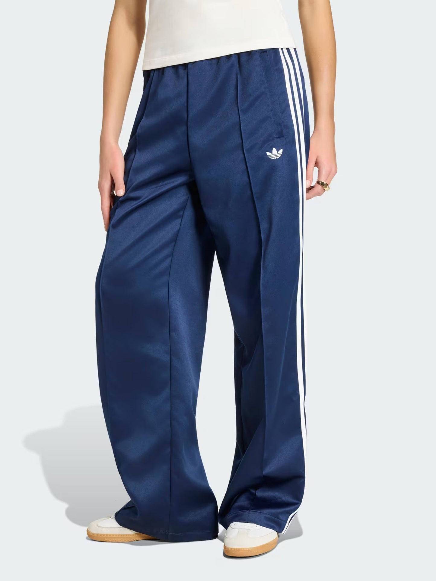 ADIDAS - Superstar Loose Track Pants - 