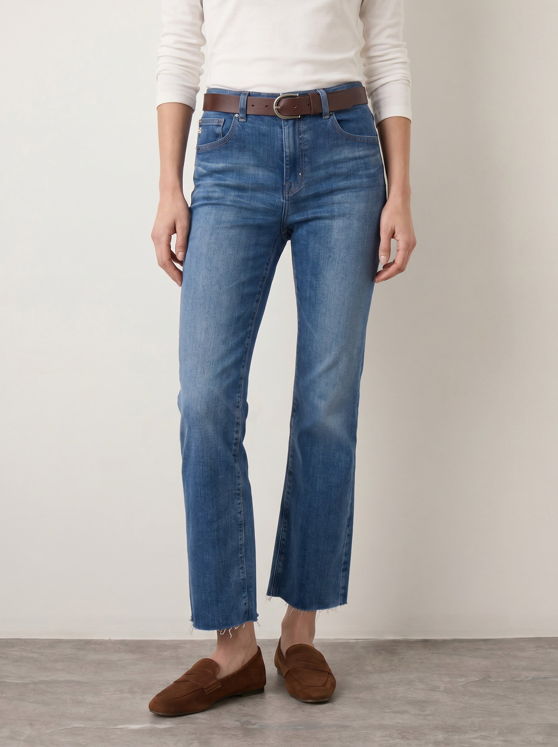 AG - Farrah Cropped Bootcut Jeans - 
