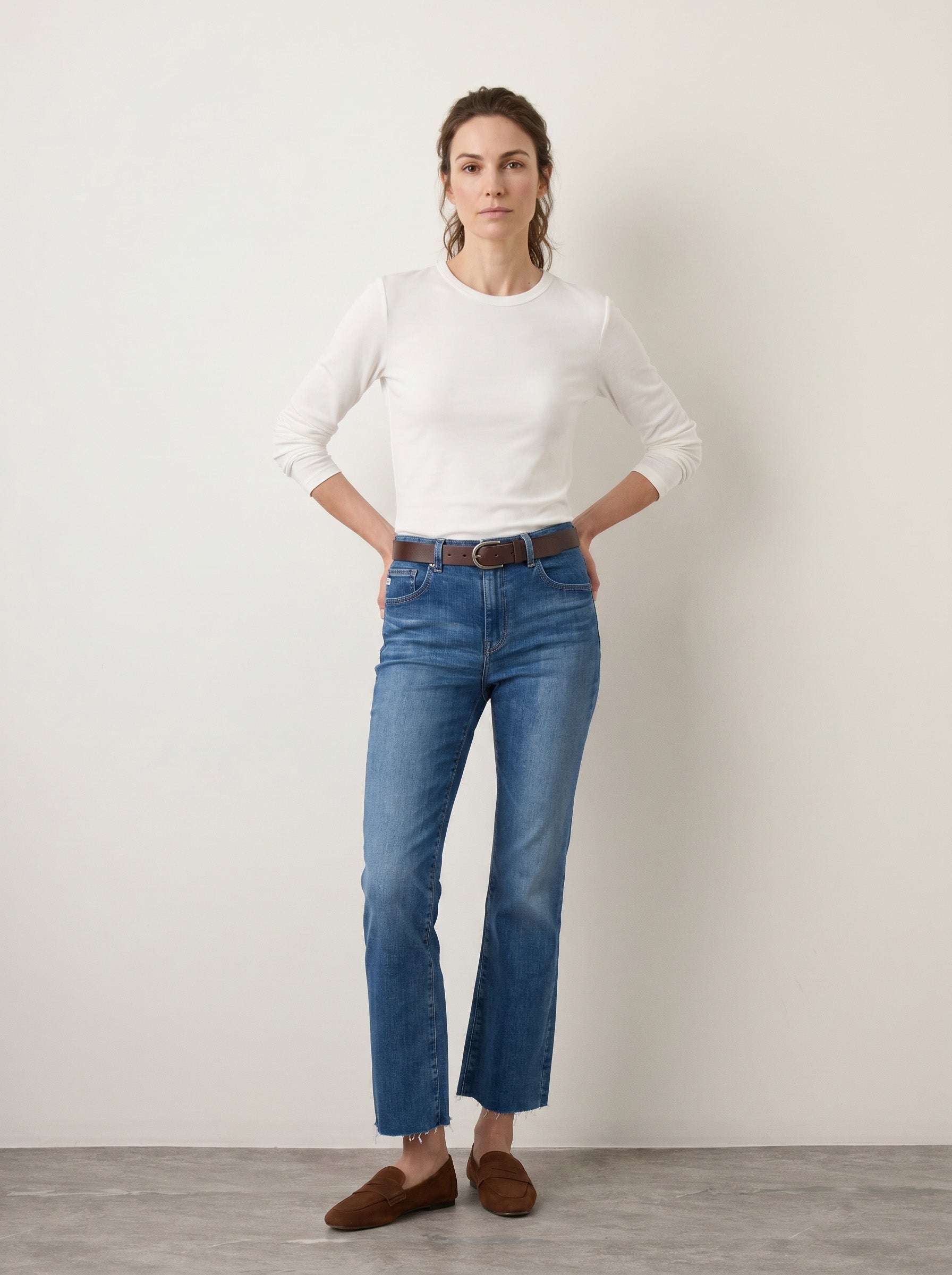 AG - Farrah Cropped Bootcut Jeans - 