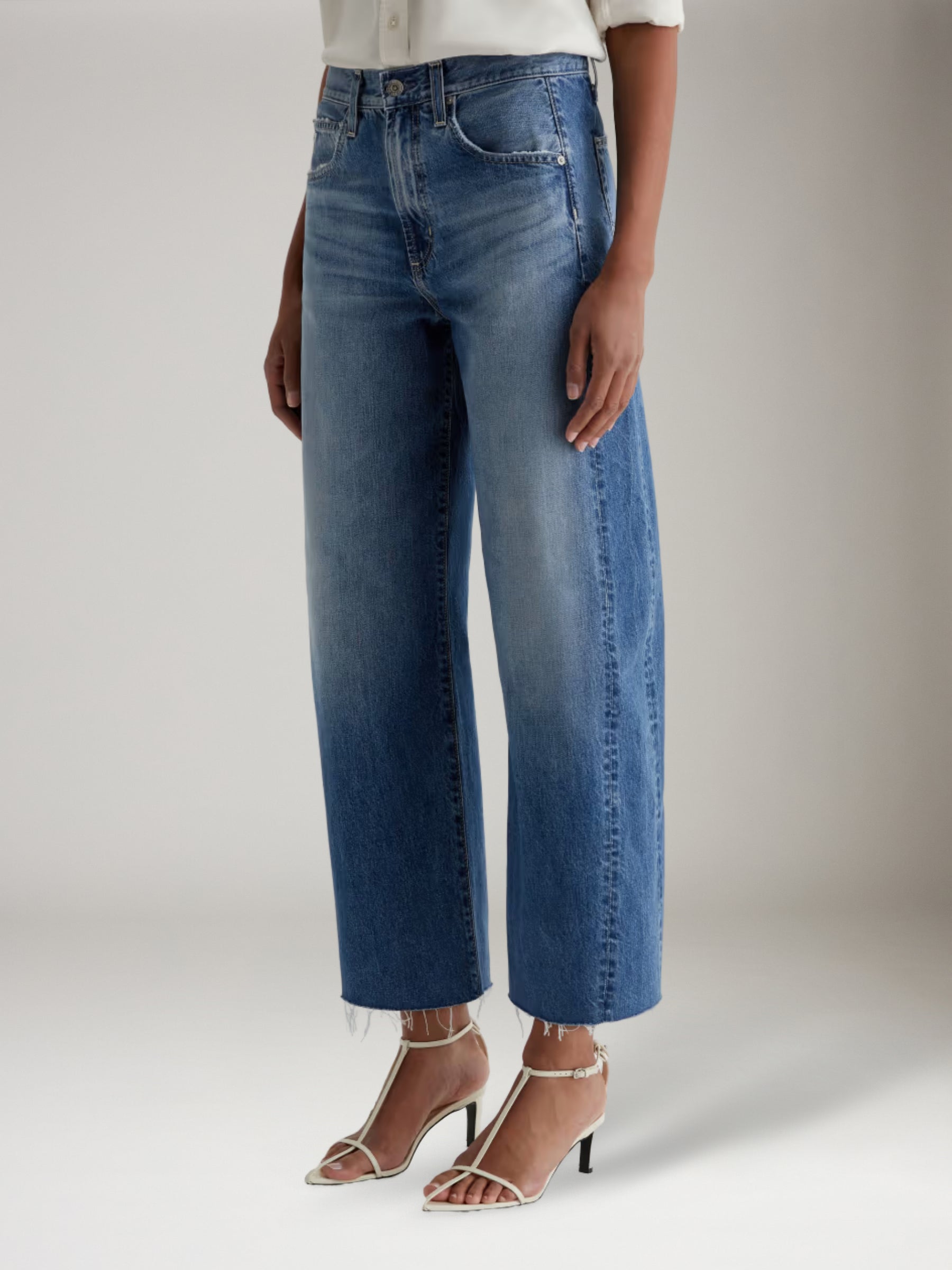 AG - Hattie Barrel Cropped Jeans - 