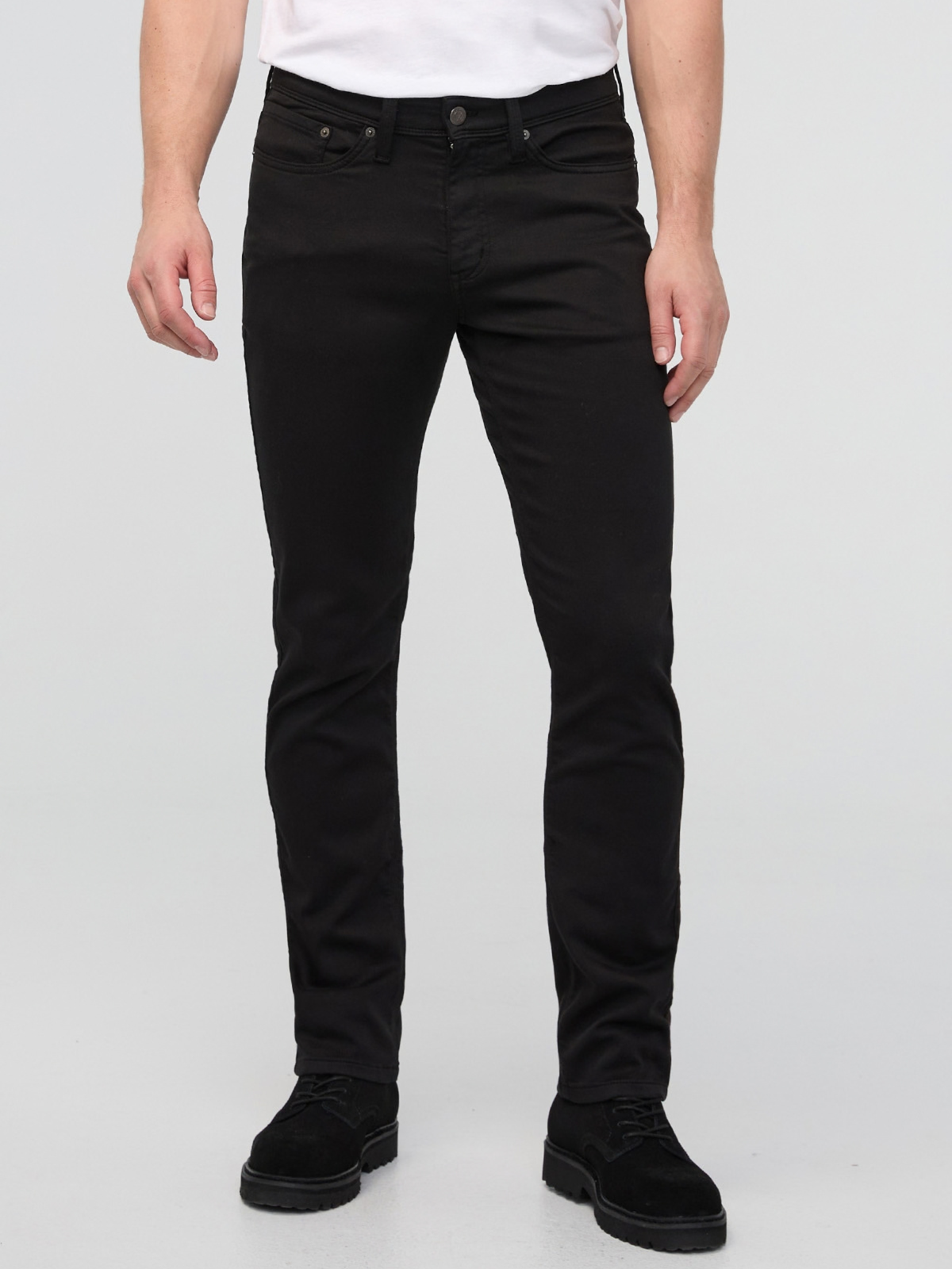 No Sweat Slim Straight Pants