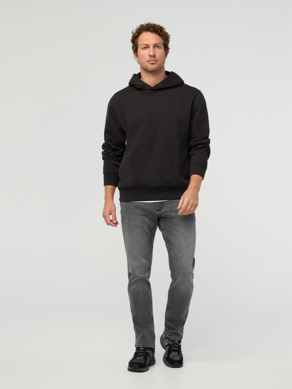 DUER - Performance Denim Athletic Taper Jeans - 