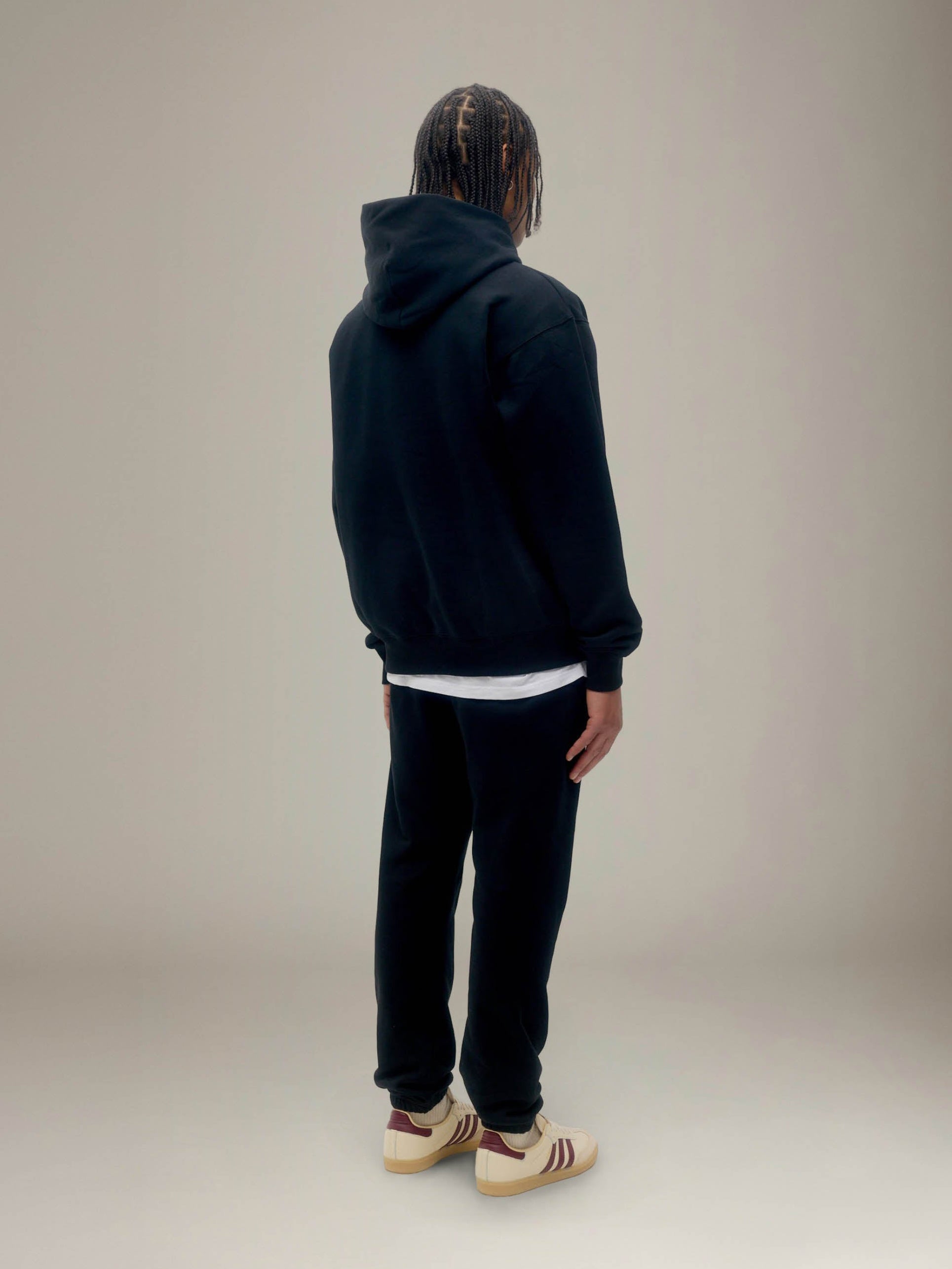EAZY GARMENTS - Essential Hoodie - 