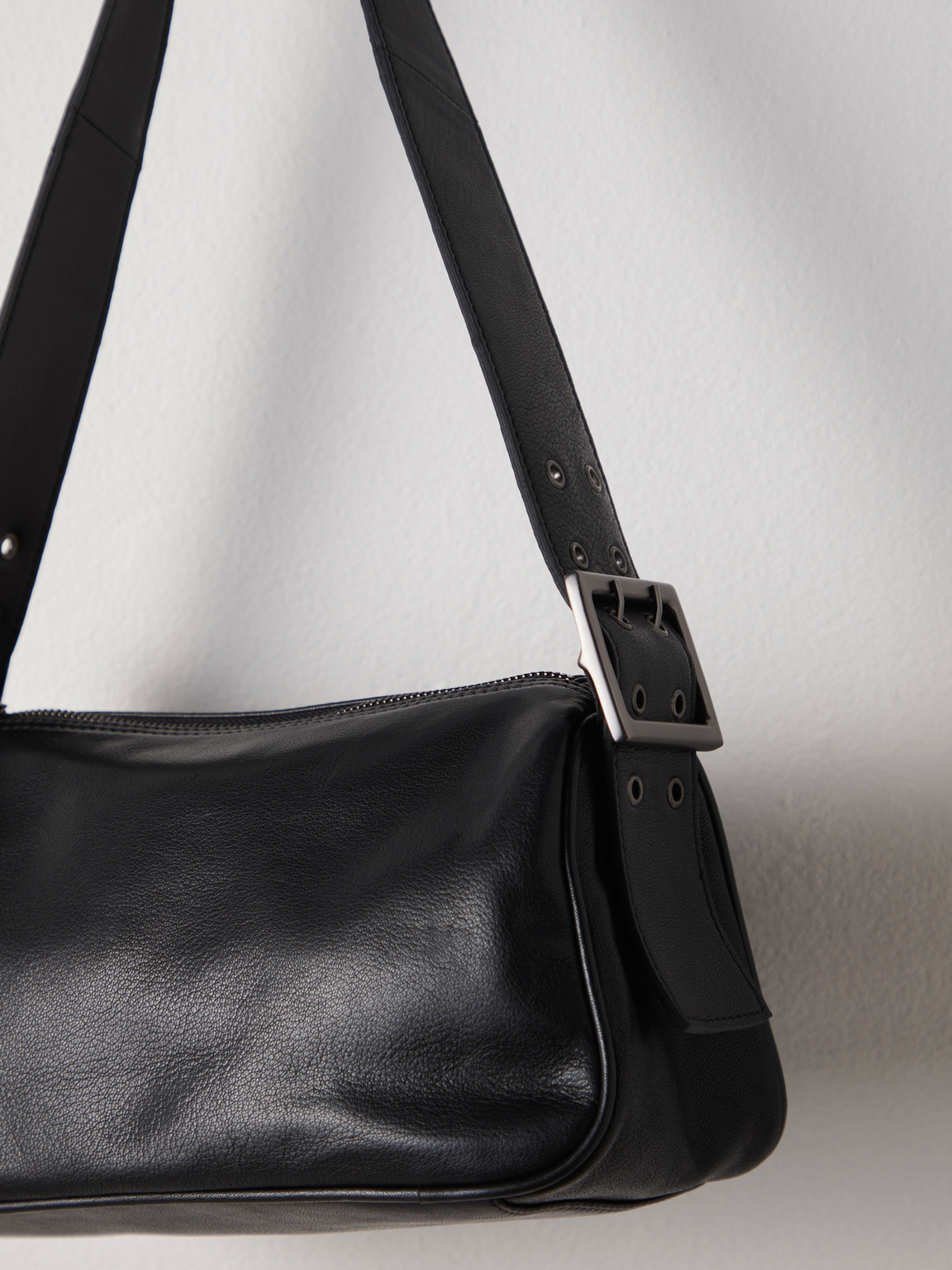 FREE PEOPLE-Arm Candy Bag-Black