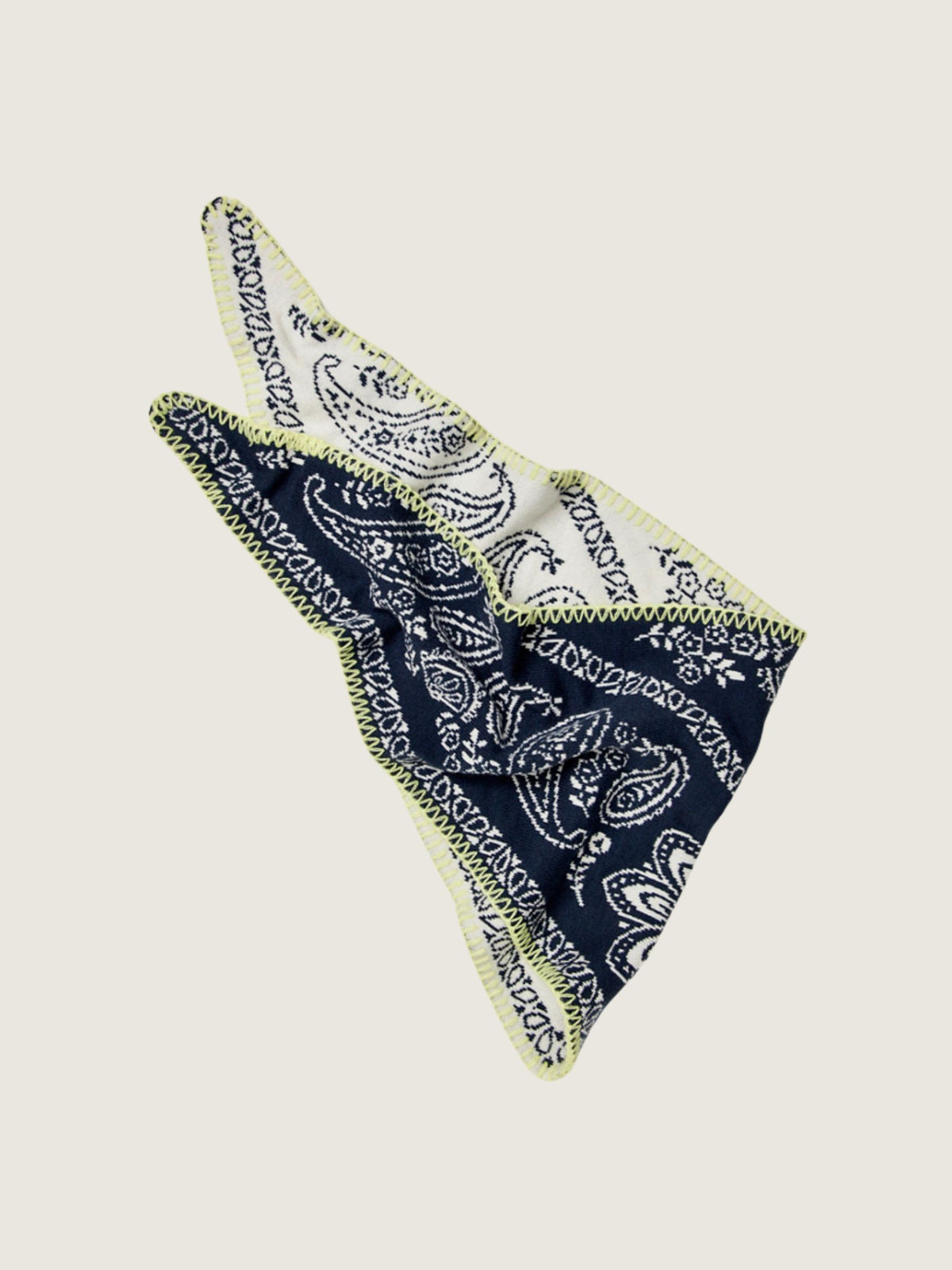 FREE PEOPLE - Carmen Triangle Scarf - 