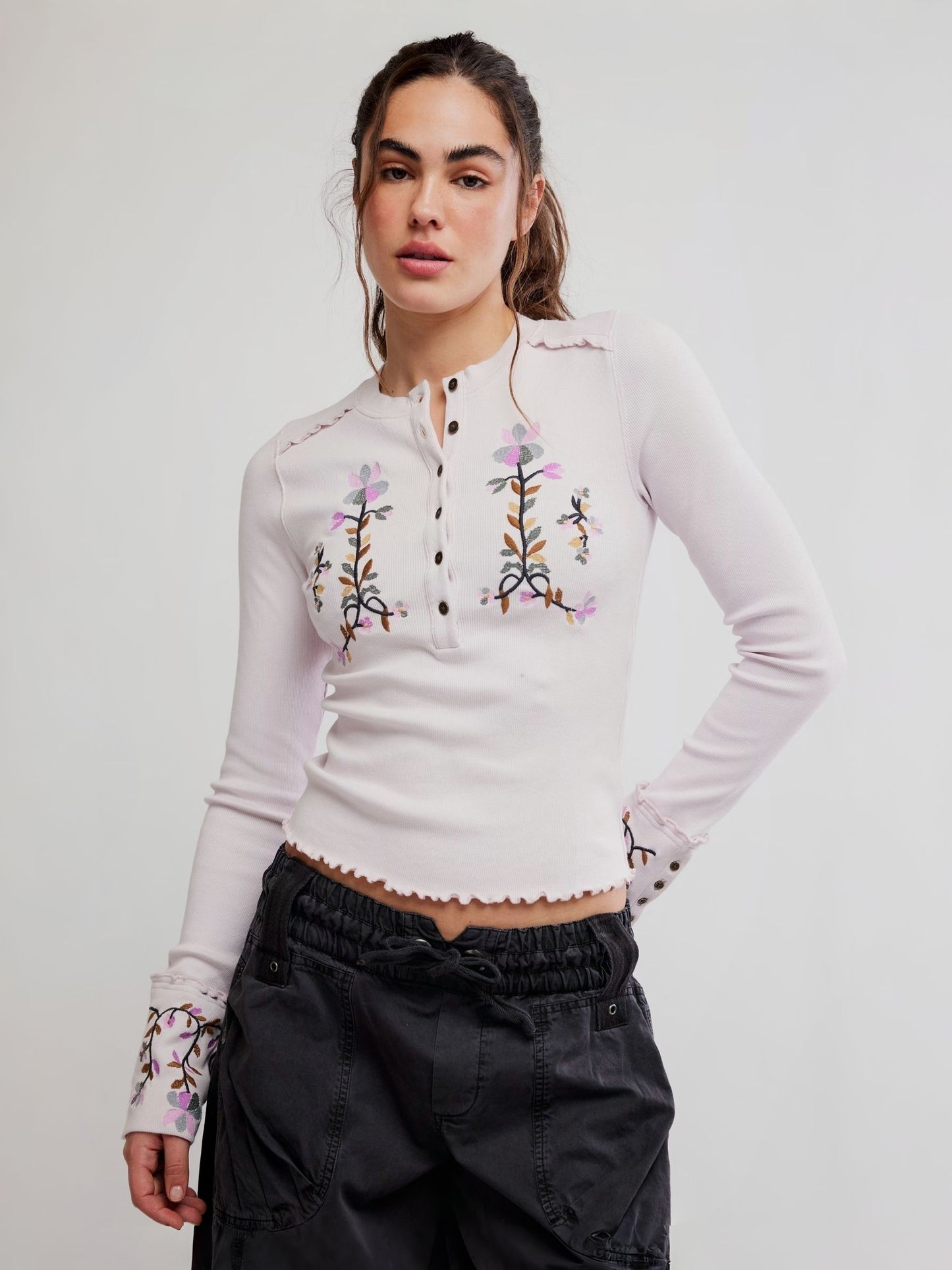 FREE PEOPLE - Fleur Embroidered Longsleeve Henley Top - 