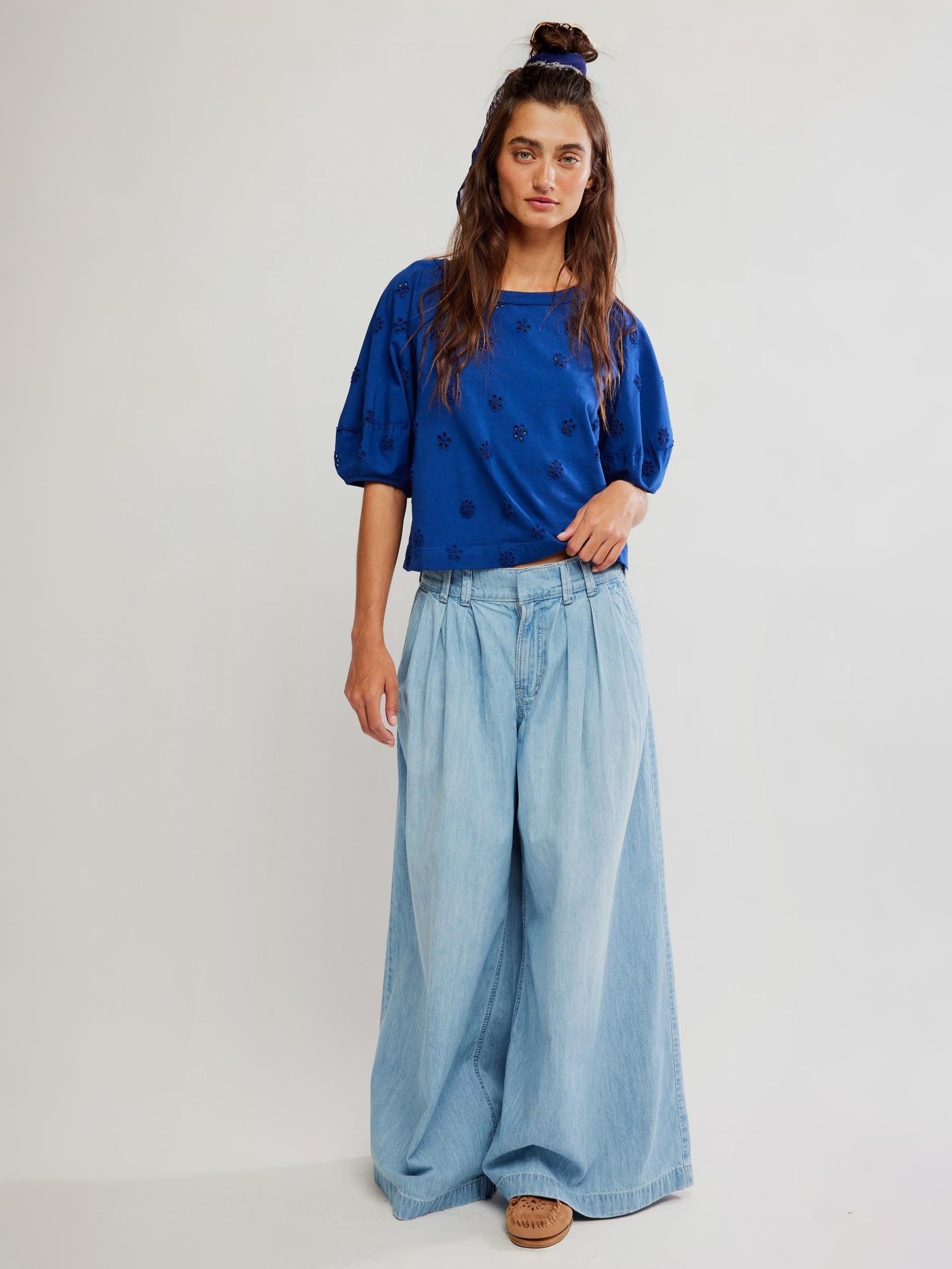 FREE PEOPLE - Jessie Eyelet Top - Navy Combo