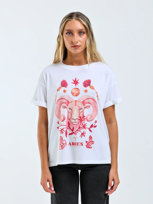 GIRL DANGEROUS - Aries Zodiac Boyfriend T-Shirt - 