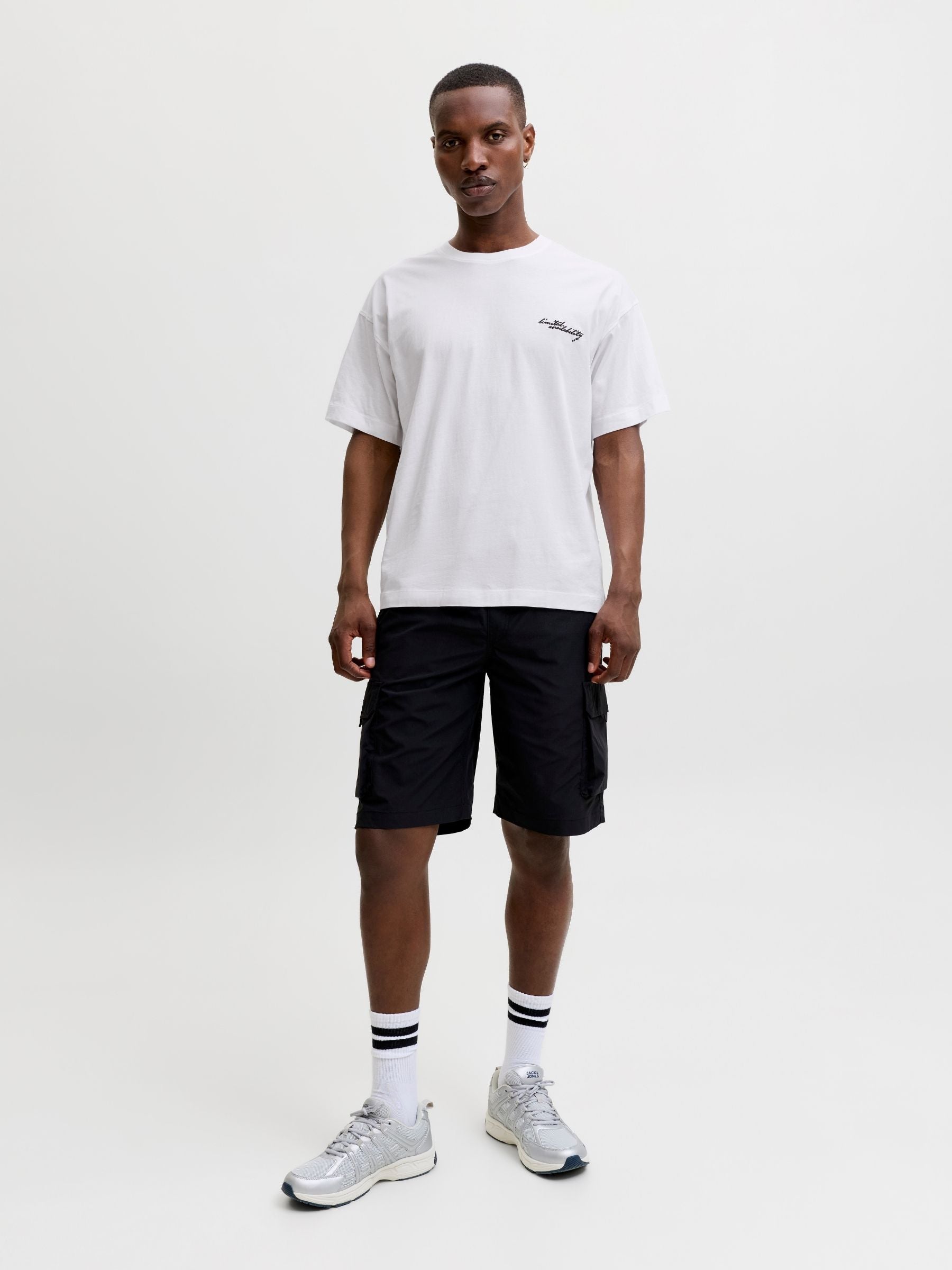 JACK & JONES - Eterna Shortsleeve Graphic T-Shirt - 