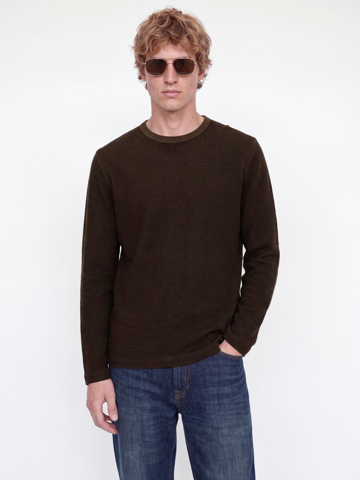 Theo Longsleeve T-Shirt