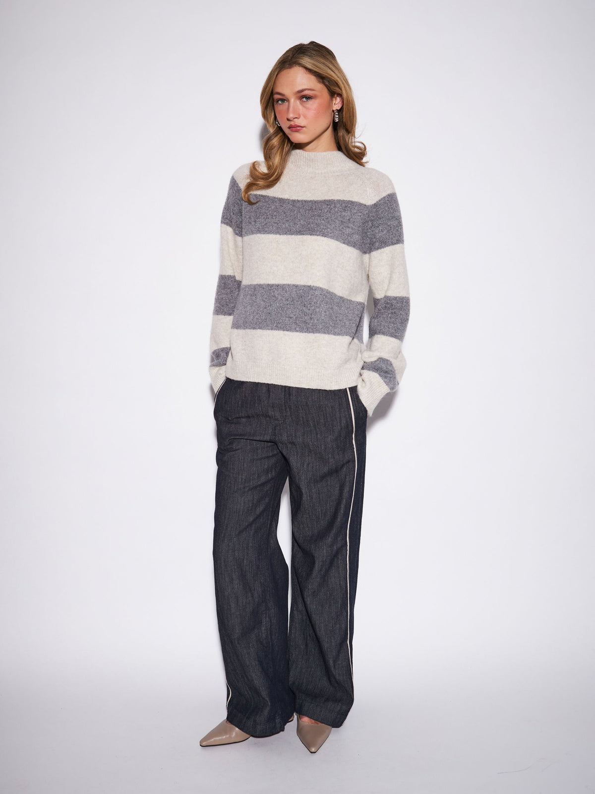 JOHN & JENN - Edison Stripe Mockneck Pullover Sweater - 