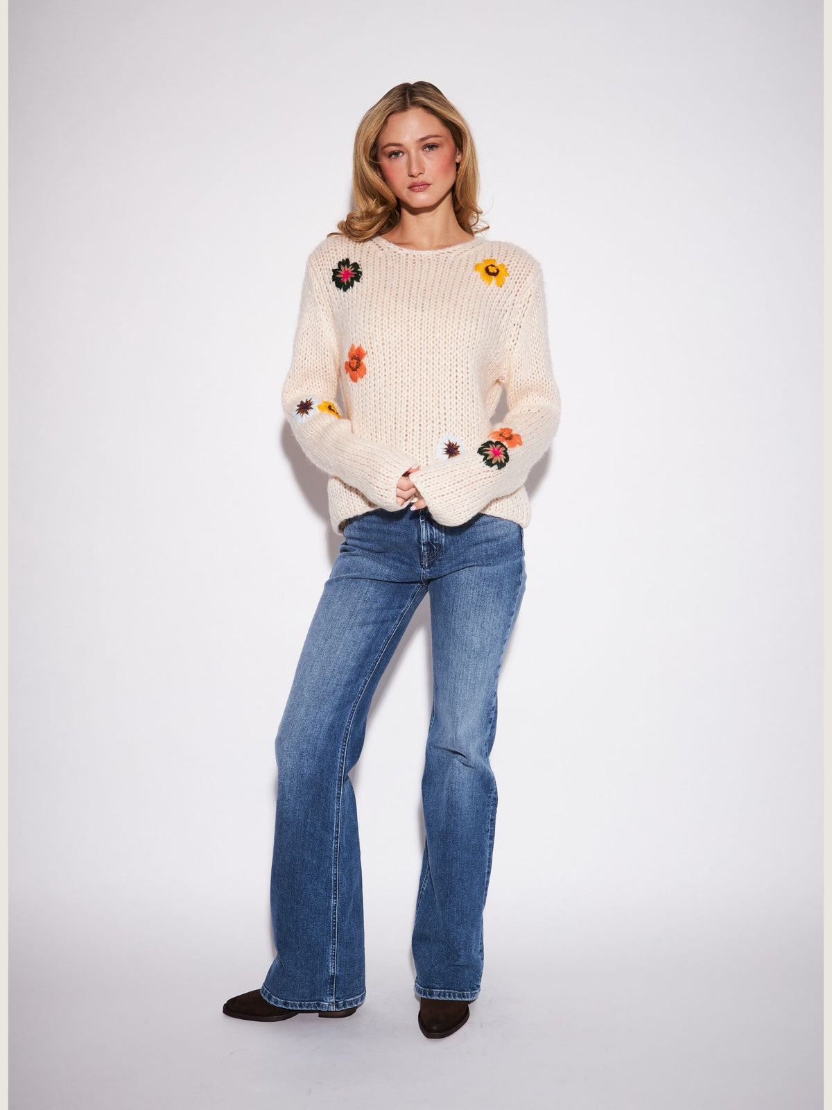 JOHN & JENN - Jilly Crewneck Pullover Sweater - 