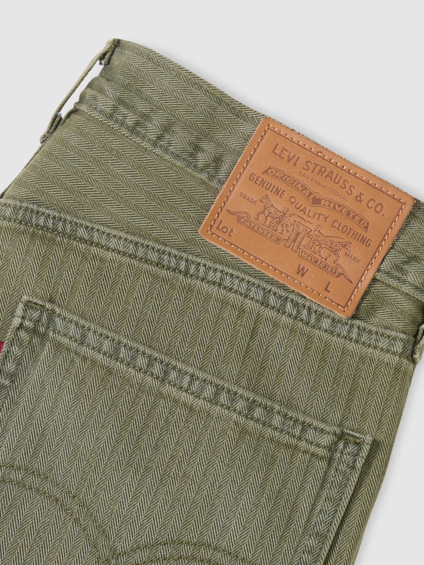 LEVI'S - 478 Baggy Cargo Shorts - 