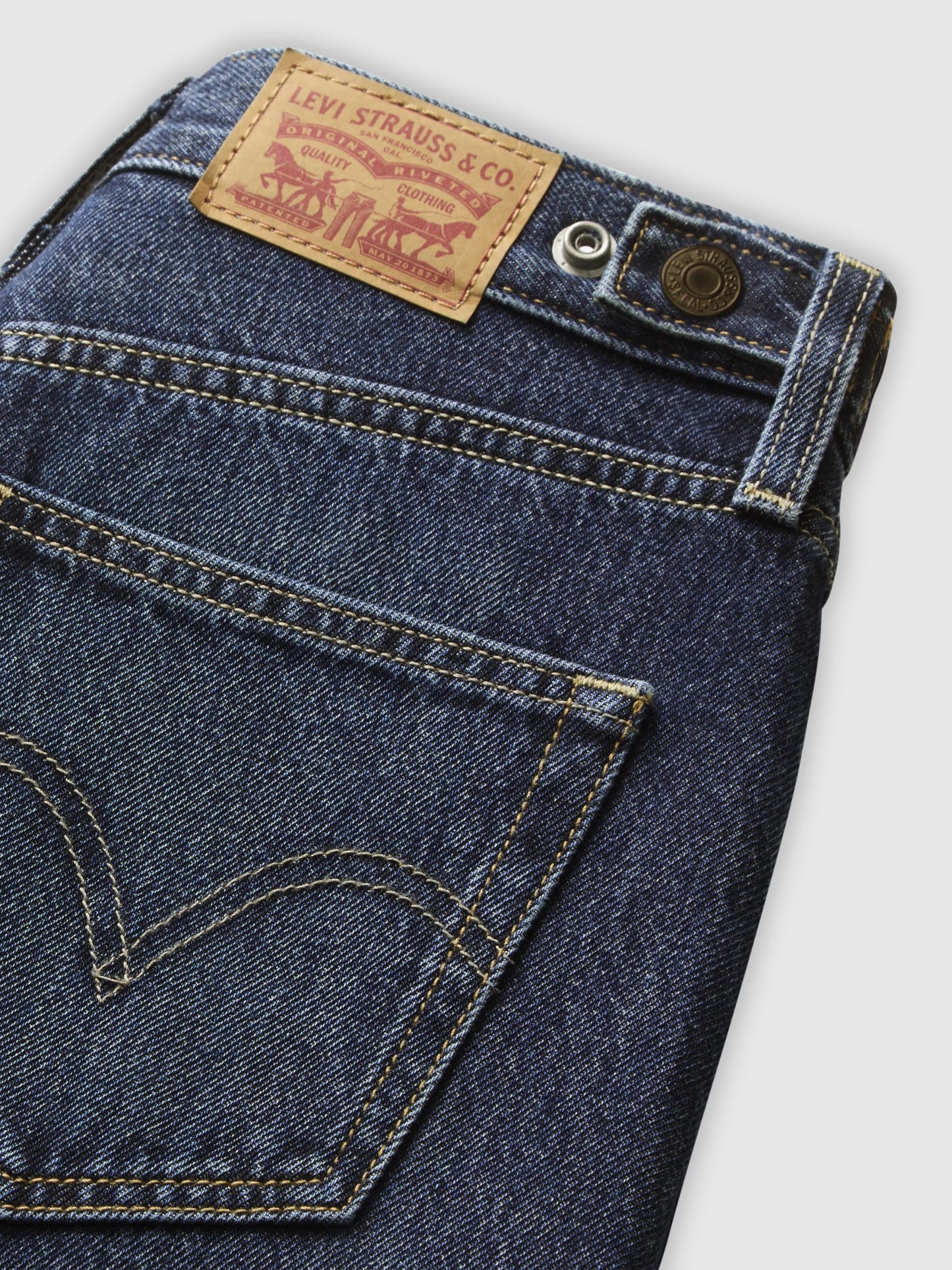 LEVI'S - LEVI'S CINCH BARREL WASHED INDIGO- NEW SHADES - 