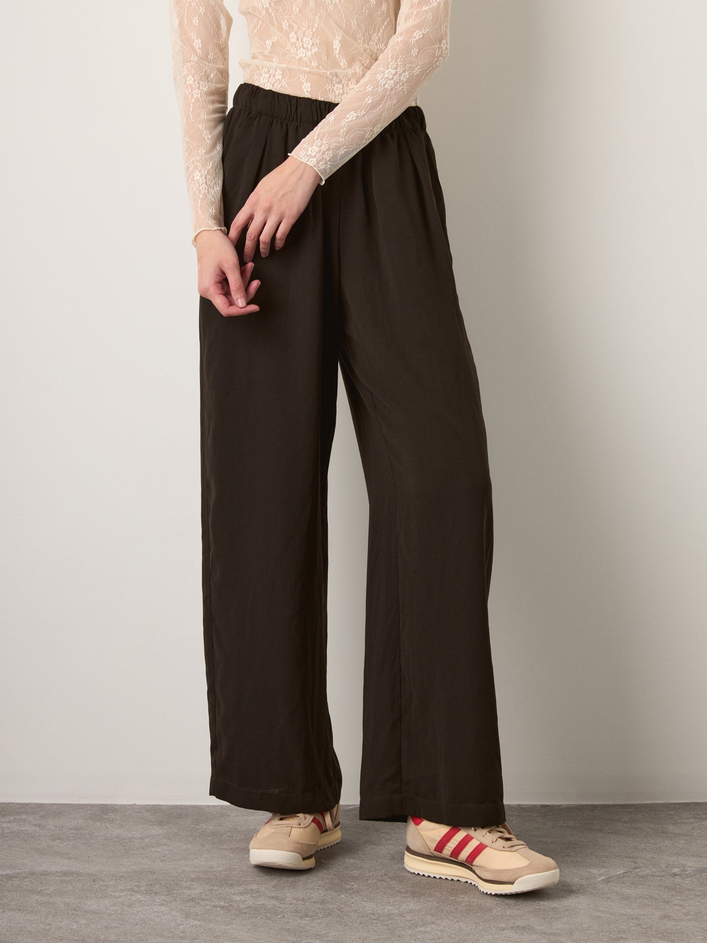 MONK & LOU - Keri Relaxed Trousers - 