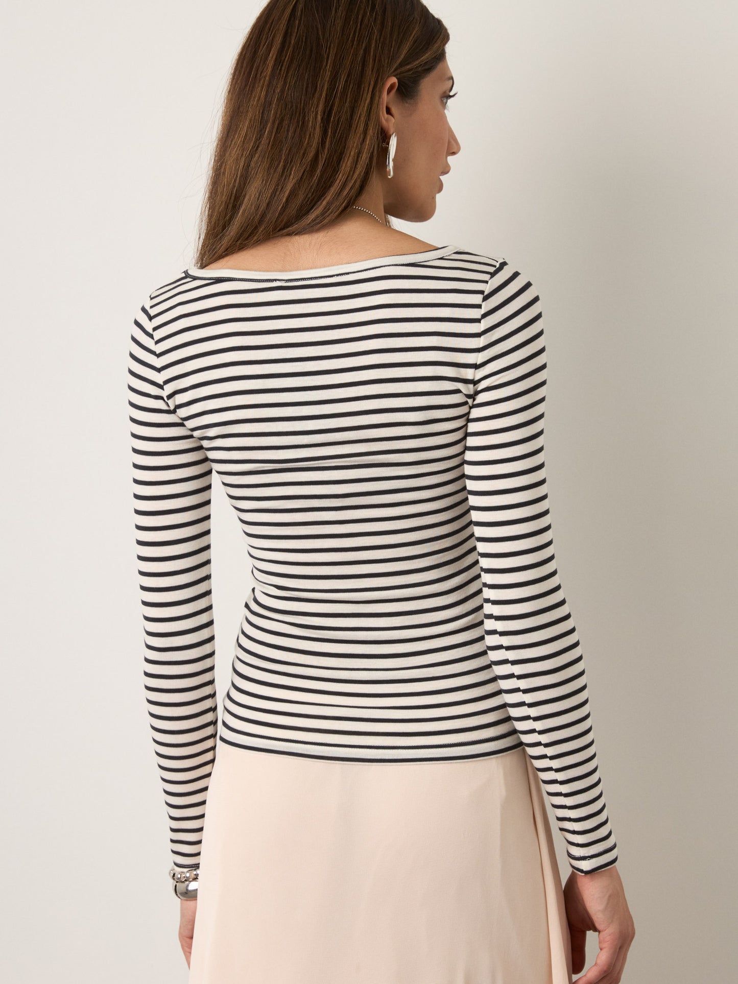 MONK & LOU - Cameron Boatneck Longsleeve T-Shirt - 