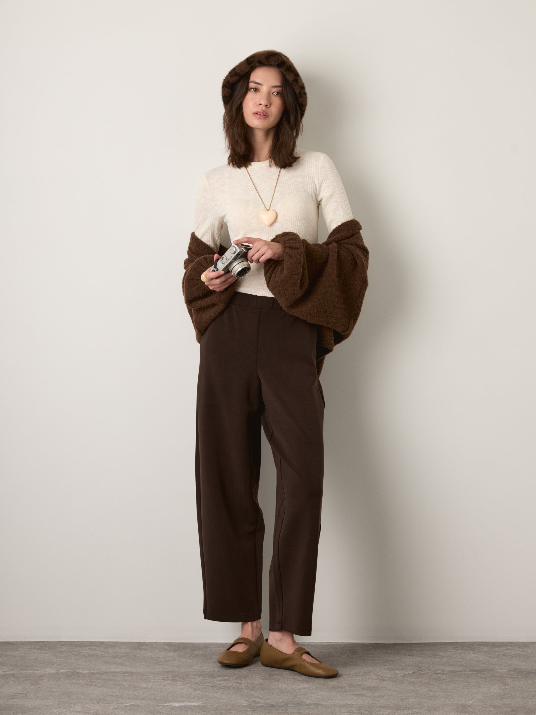 MONK & LOU - Elliot Barrel Pants - Espresso