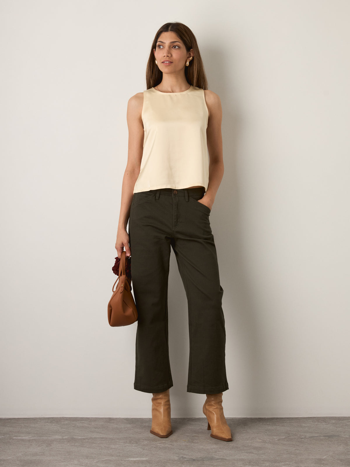 MONK & LOU - Fynn Relaxed Barrel Pants - Cholive