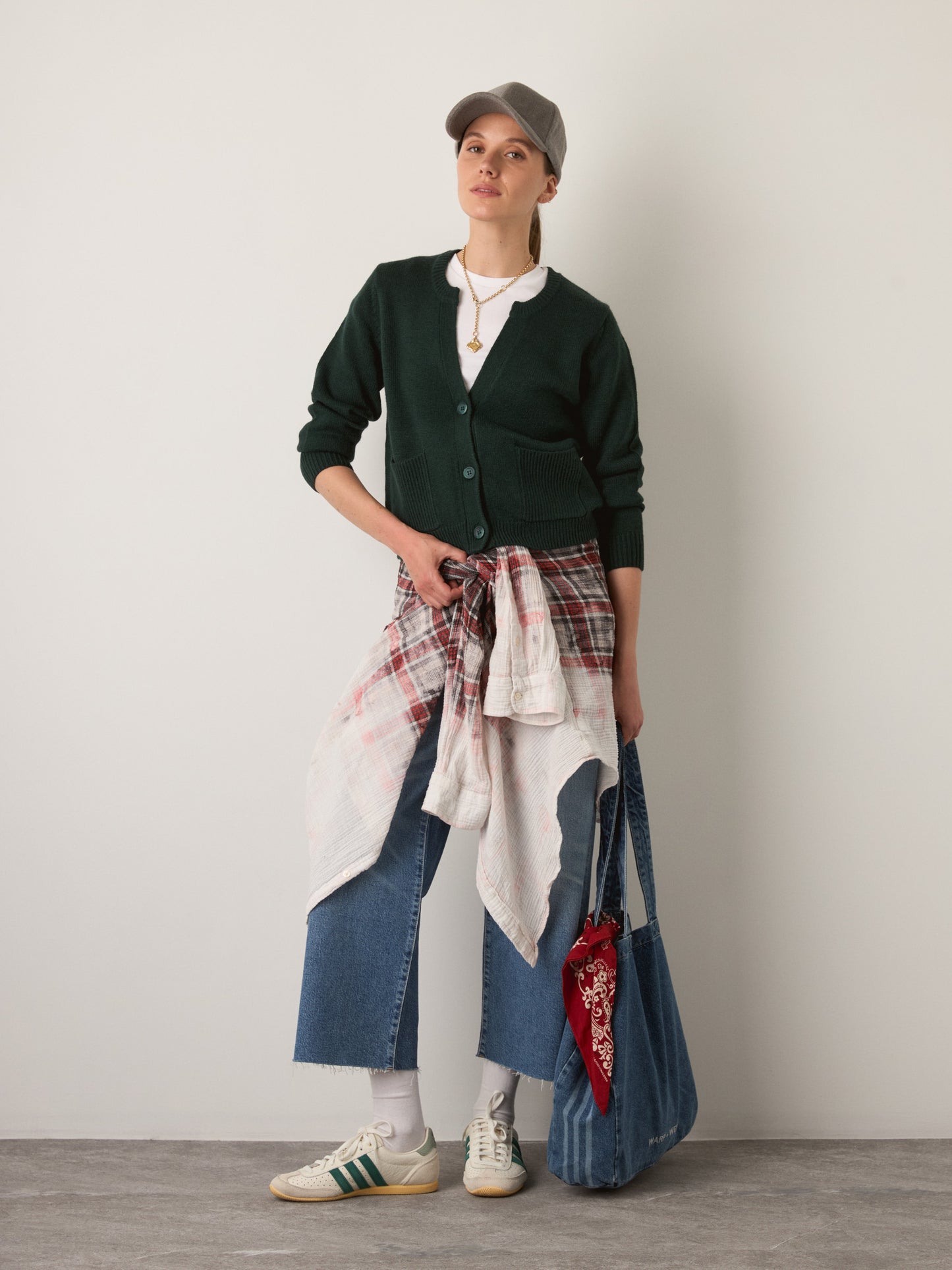 MONK & LOU - Leena Cropped Cardigan - Dark Green