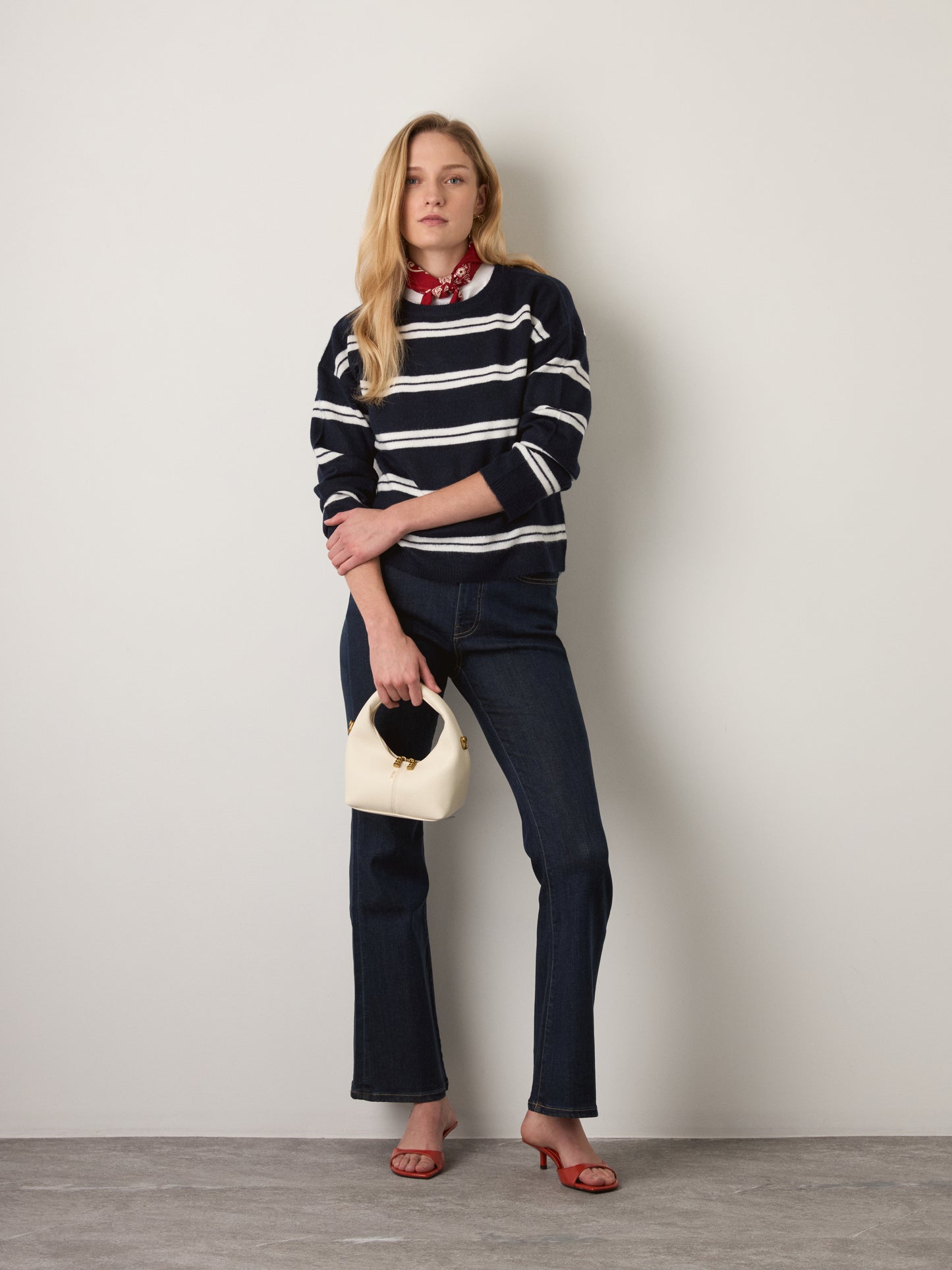 MONK & LOU - Liv Crewneck Pullover Sweater - Navy / White