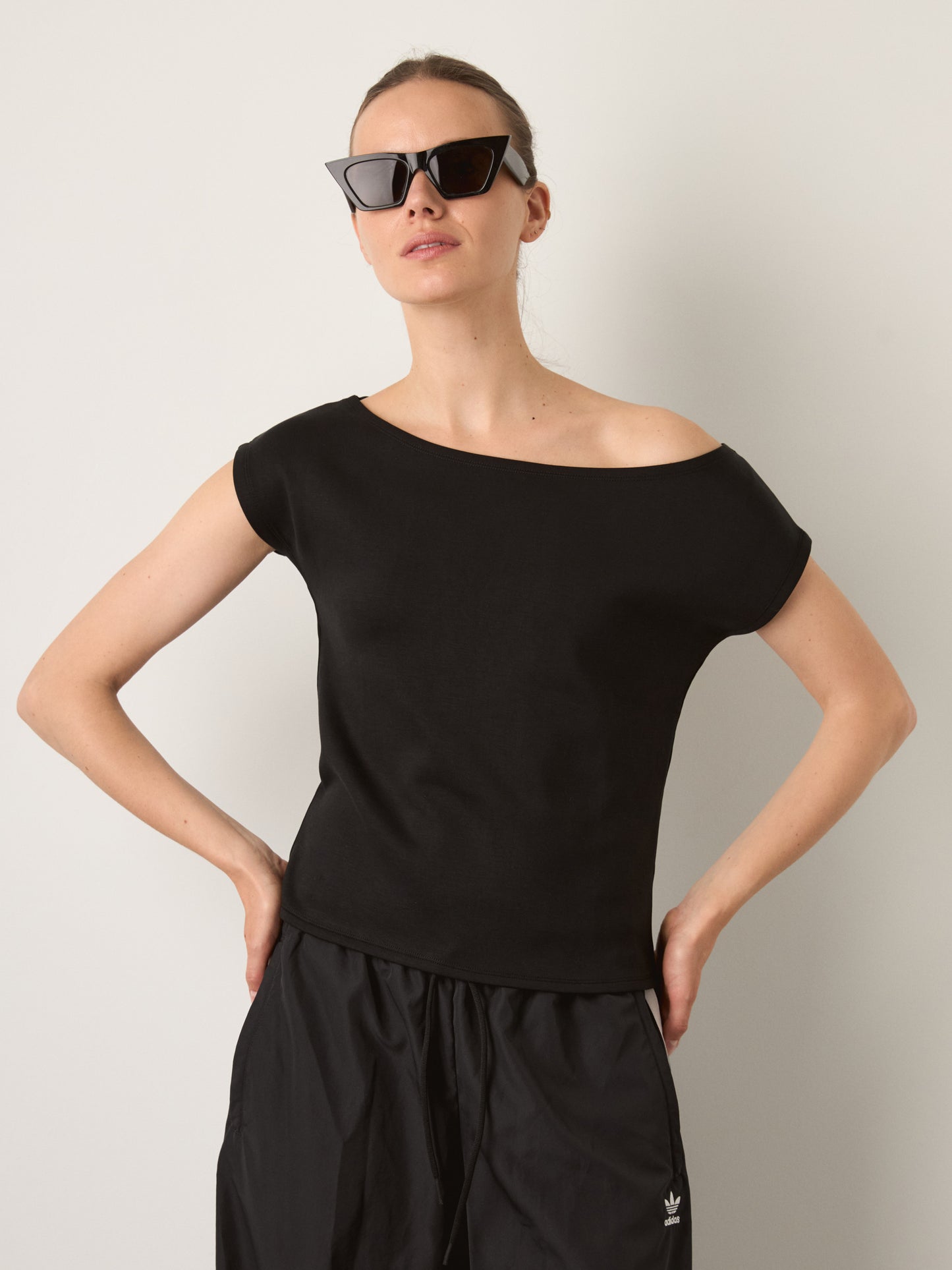 MONK & LOU - Maude Off Shoulder Top - 