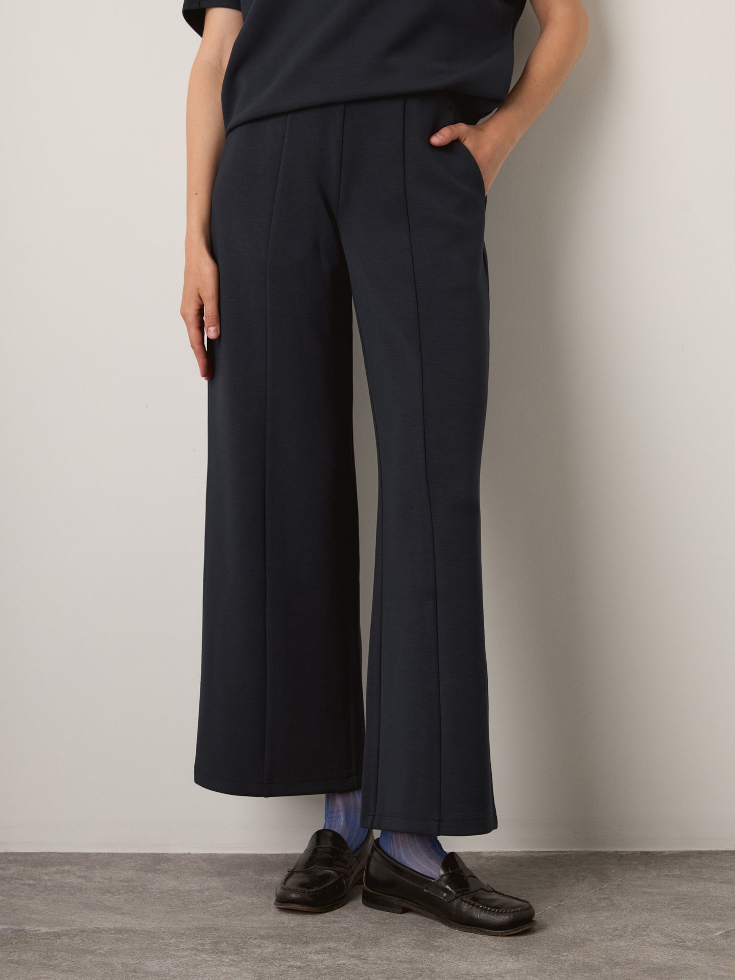 MONK & LOU - Ramona Seamed Pants - 