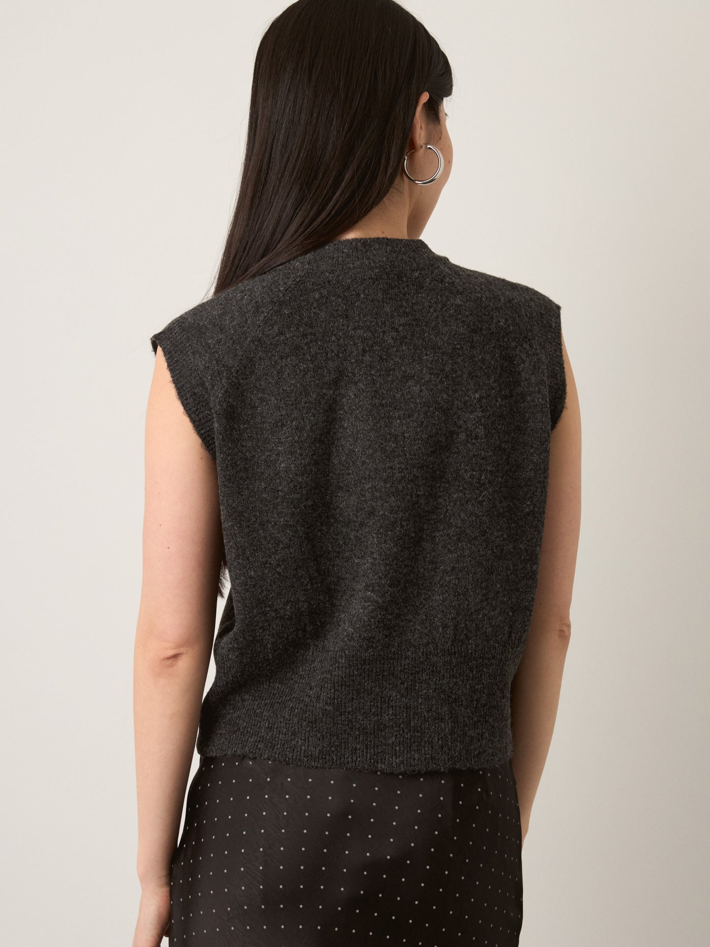 Yana Crew Vest