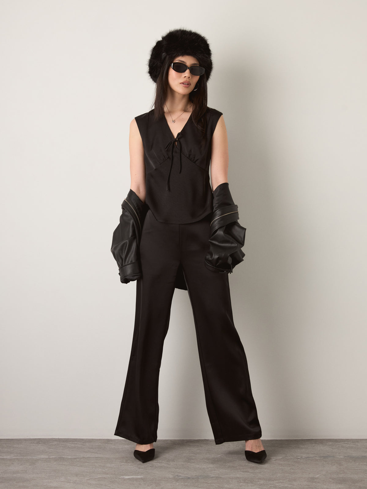 MONK & LOU - Zinnia Shell Tie Top - Black